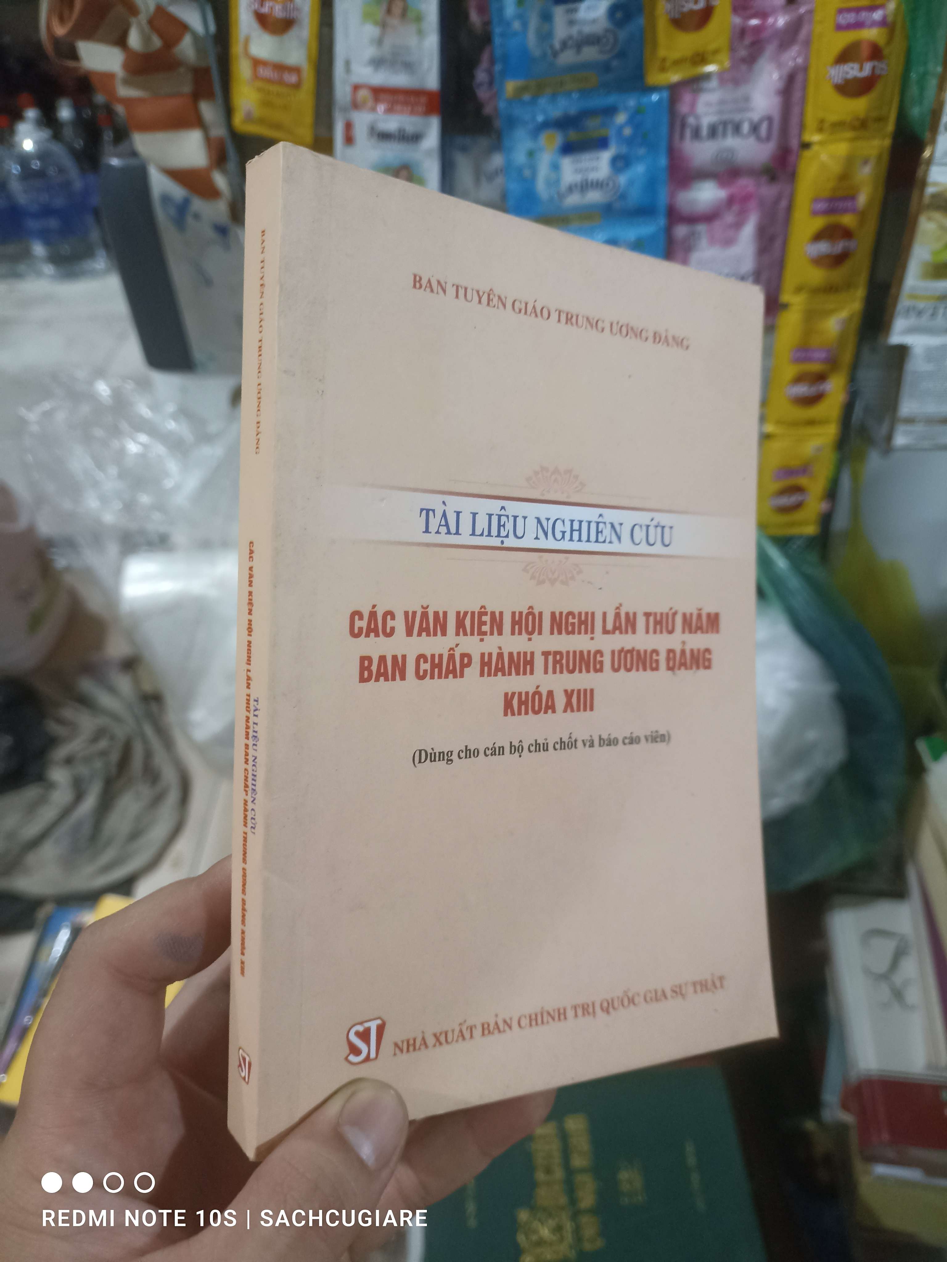 Tài liệu nghiên cứu các văn kiện hội nghị lần thứ năm ban chấp hành trung ương đảng khoá XIII 2022 mới 90% Sách chính trị - pháp lý HCM2702 (NSX)