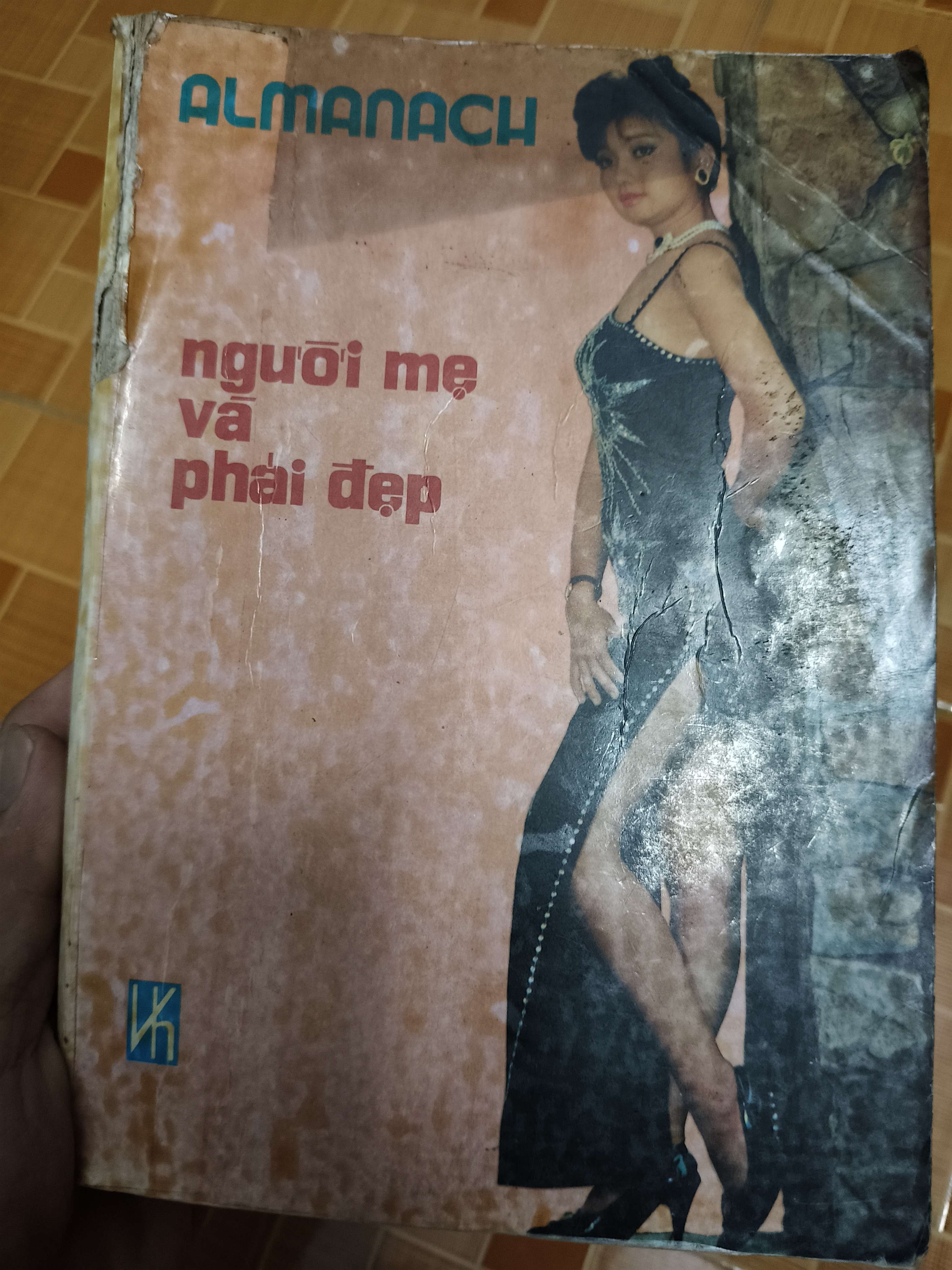 Almanach người mẹ và phái đẹp - 1990 - 415 trang Lịch sử Việt Nam ANTQ2702