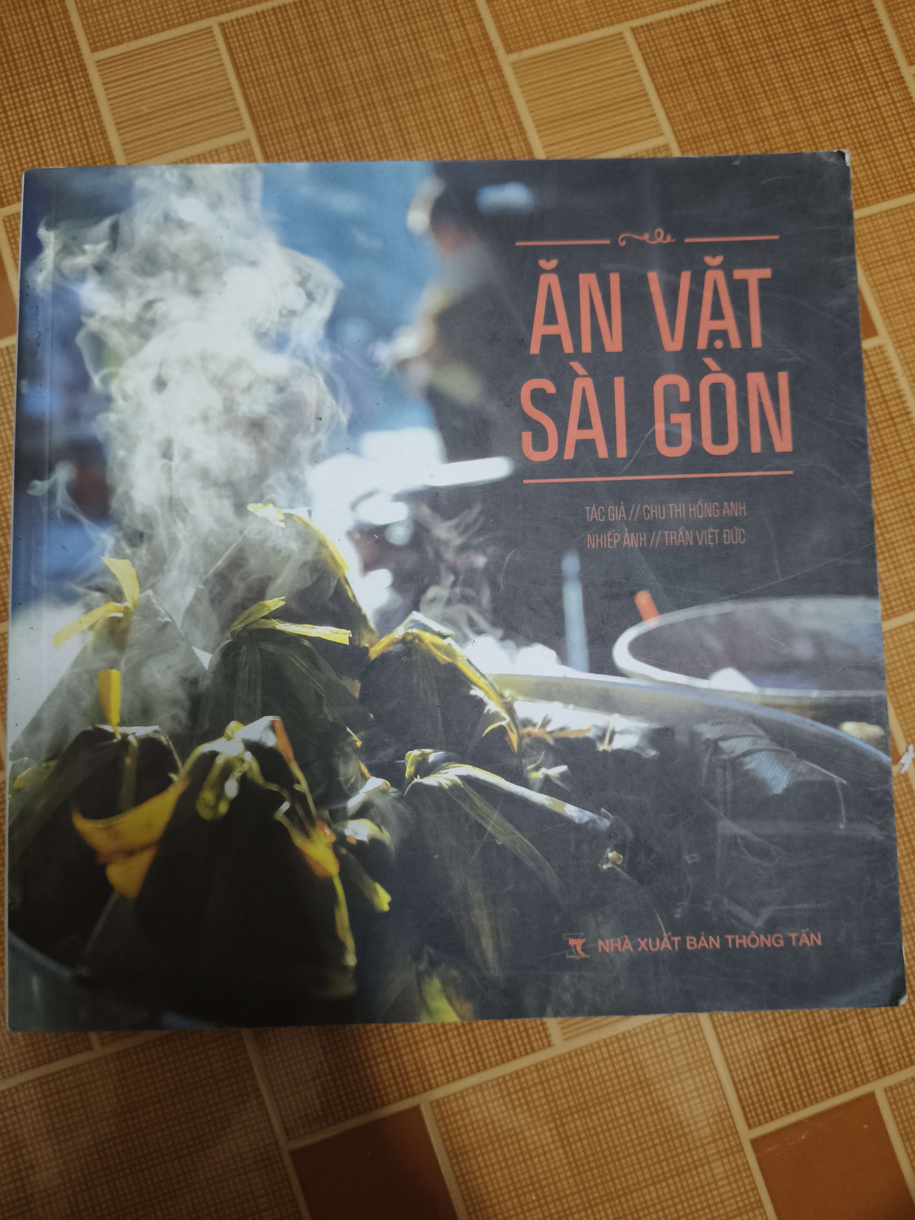 Ăn Vặt Sài Gòn - 2014 - 277 trang Sách văn học ANTQ2702