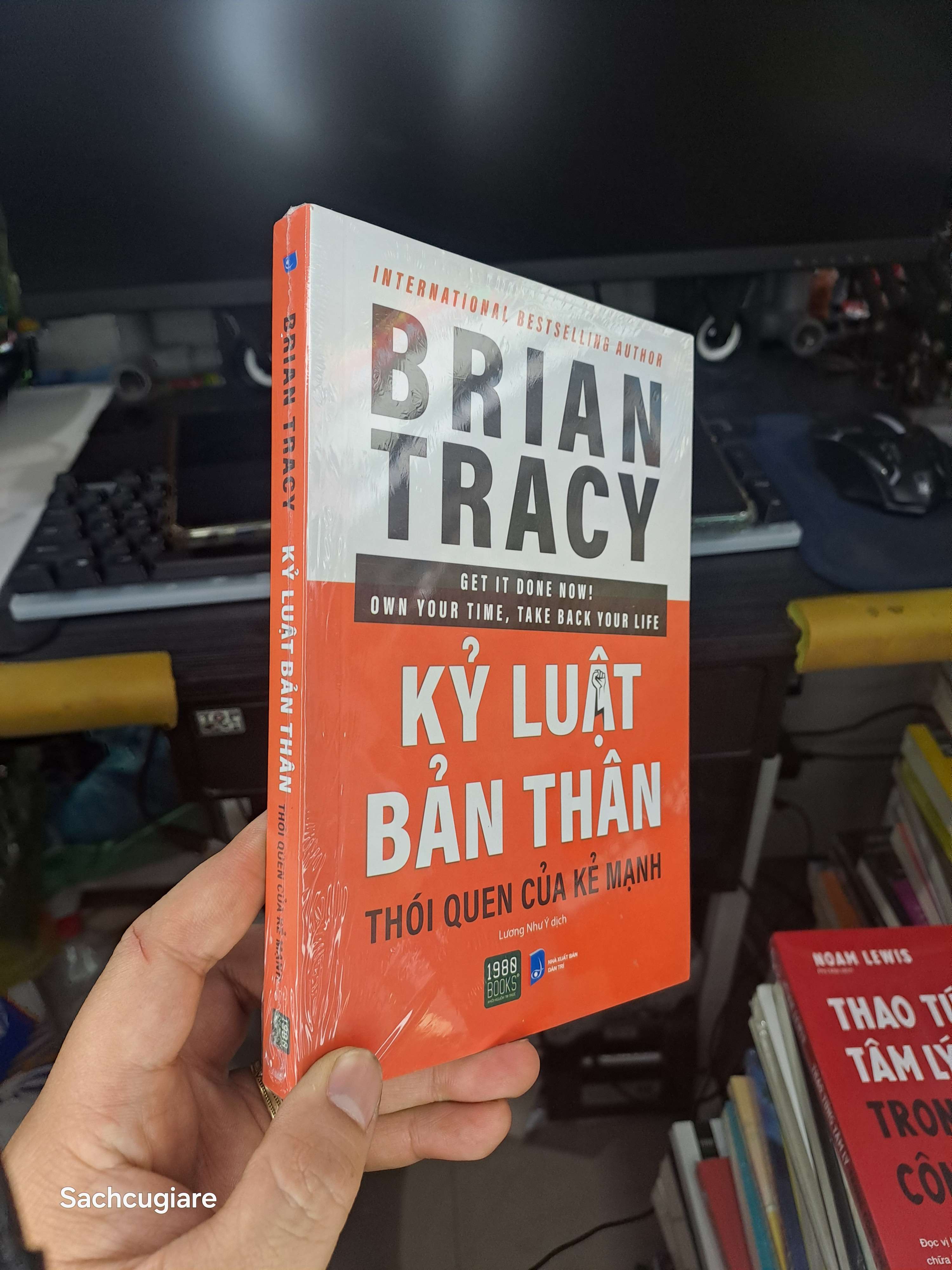 Kỷ luật bản thân thói quen của kẻ mạnh - Brian Tracy Sách kỹ năng NENA2702 (NSX)