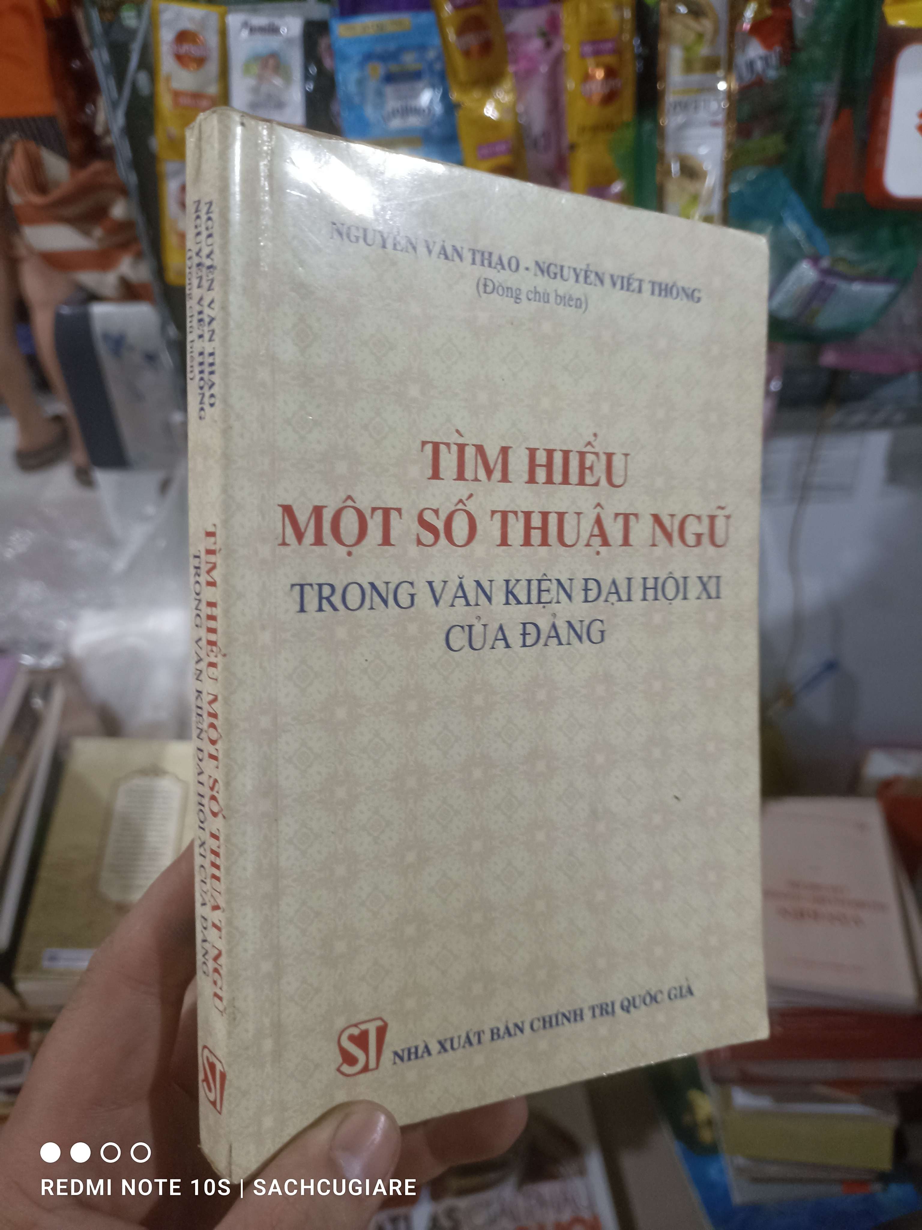 Tìm hiểu một số thuật ngữ trong văn kiện đại hội XI của Đảng - Văn Thạo - Viết Thông 2011 mới 80% ố Sách chính trị - pháp lý HCM2702 (NSX)