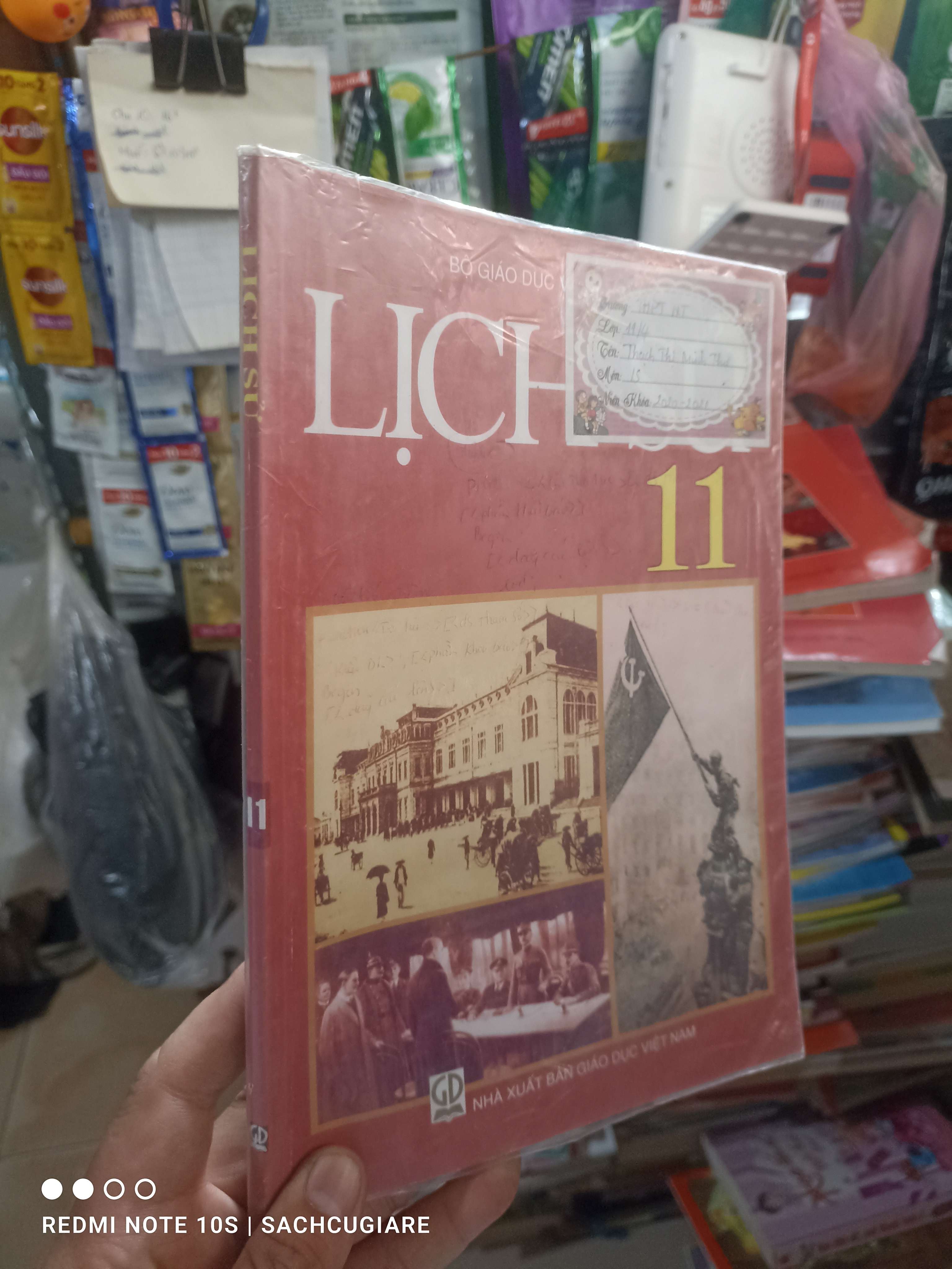 Lịch sử 11 2020 mới 80% Giáo khoa HCM2702