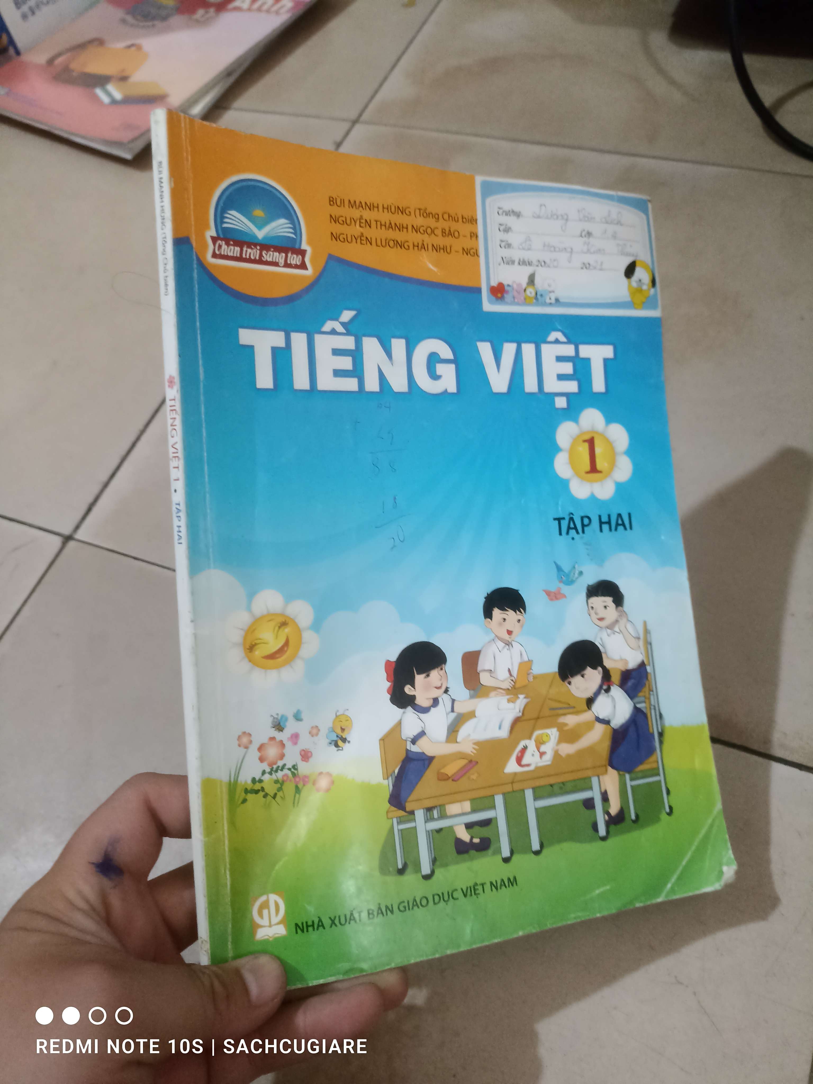 Tiếng việt lớp 1 tập hai (Chân trời sáng tạo) Giáo khoa HCM2702