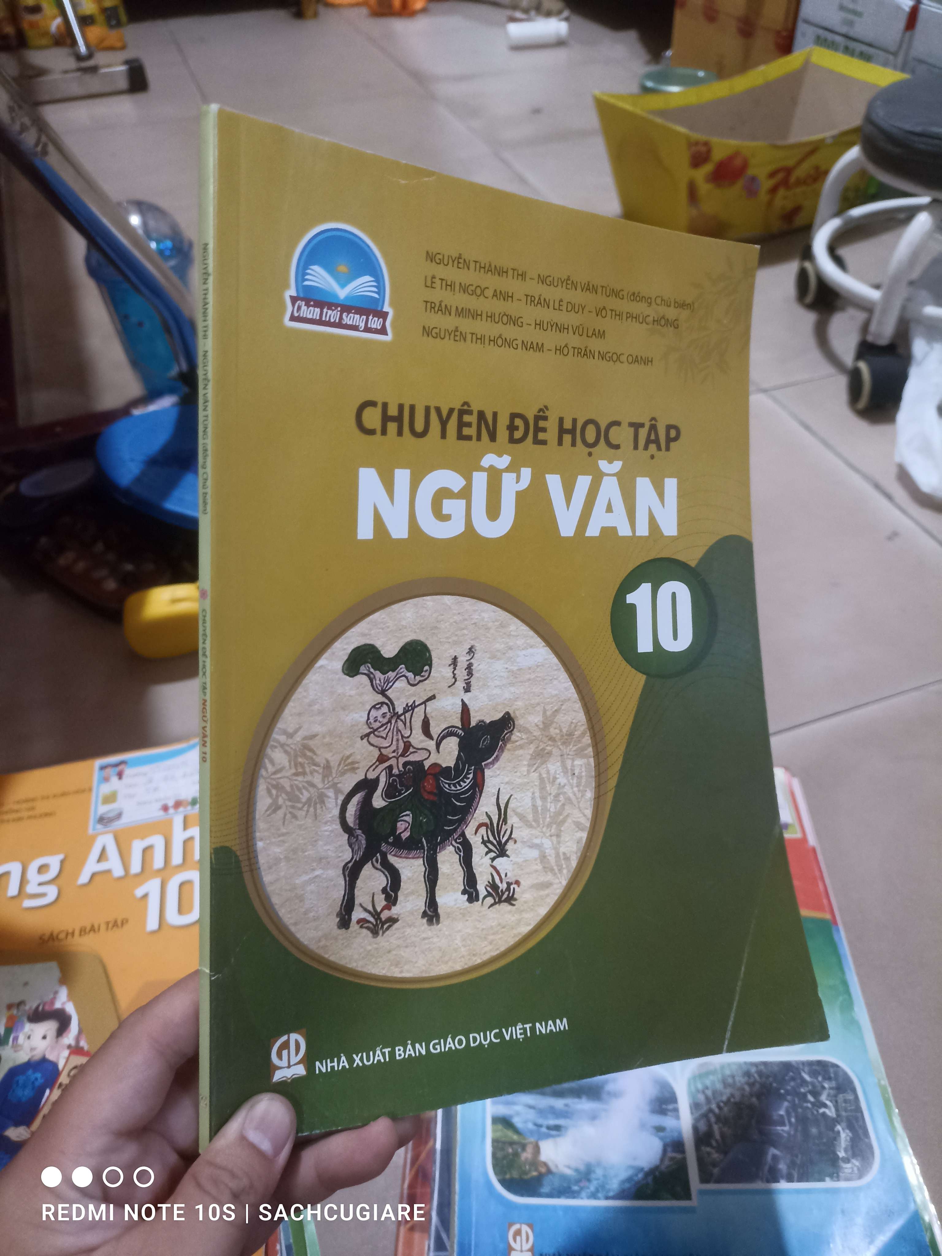 Ngữ văn lớp 10 (Chân trời sáng tạo) Giáo khoa HCM2702