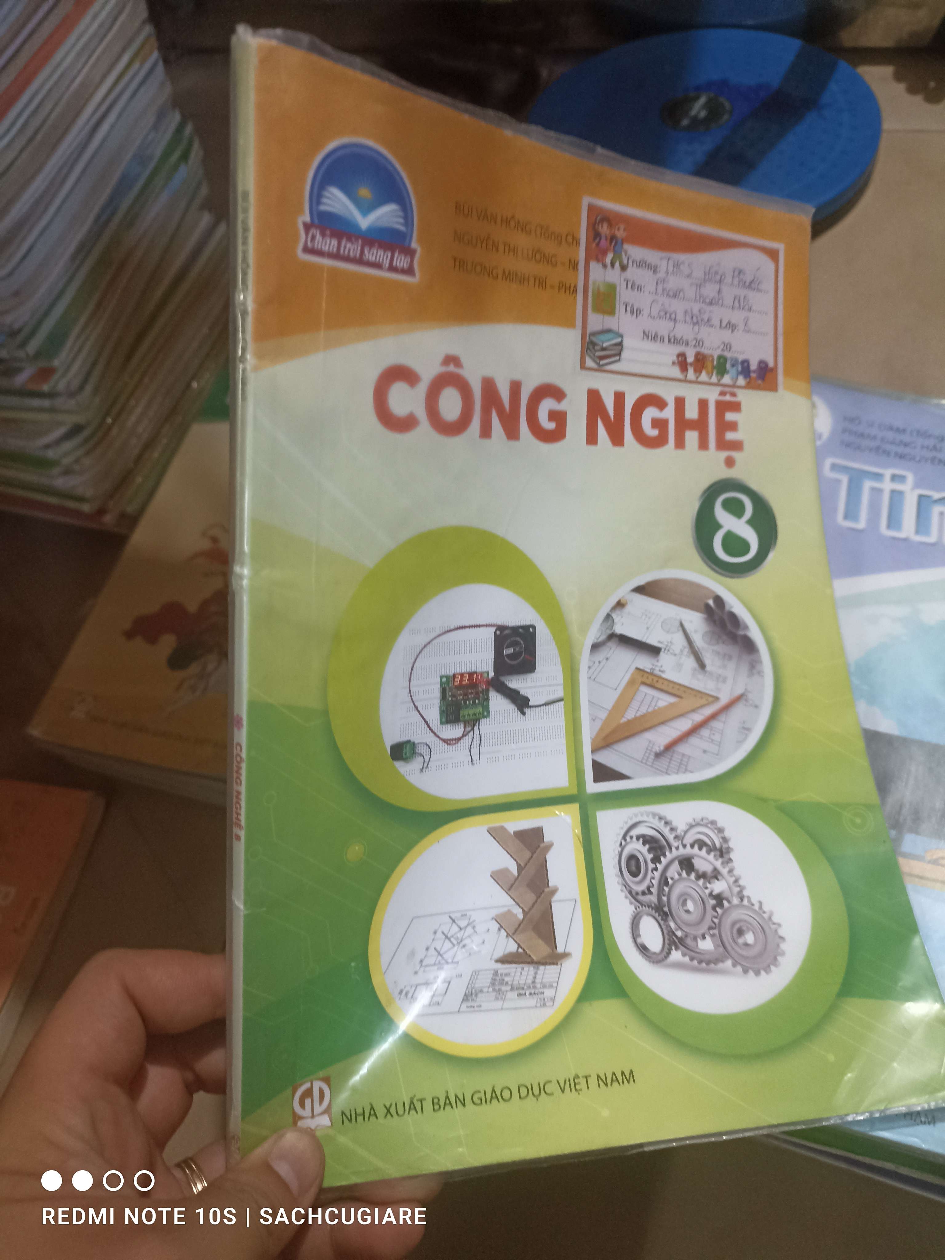 Công nghệ lớp 8 (Chân trời sáng tạo) Giáo khoa HCM2702