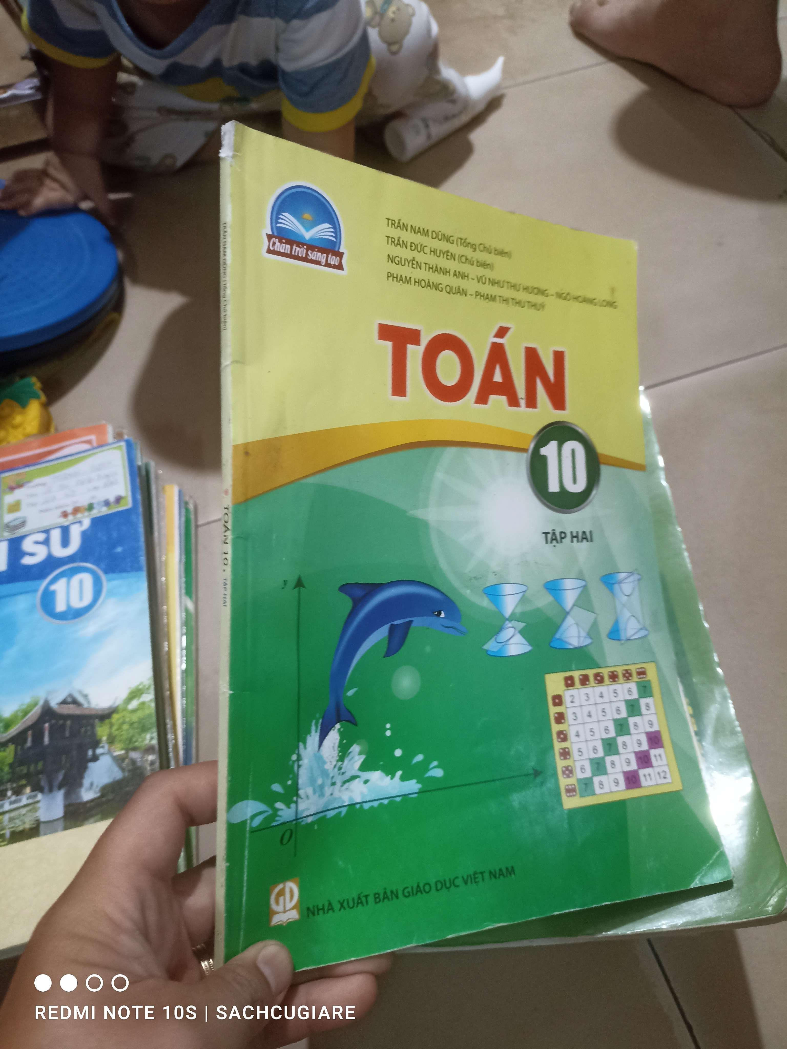 Toán lớp 10 tập hai (Chân trời sáng tạo) Giáo khoa HCM2702