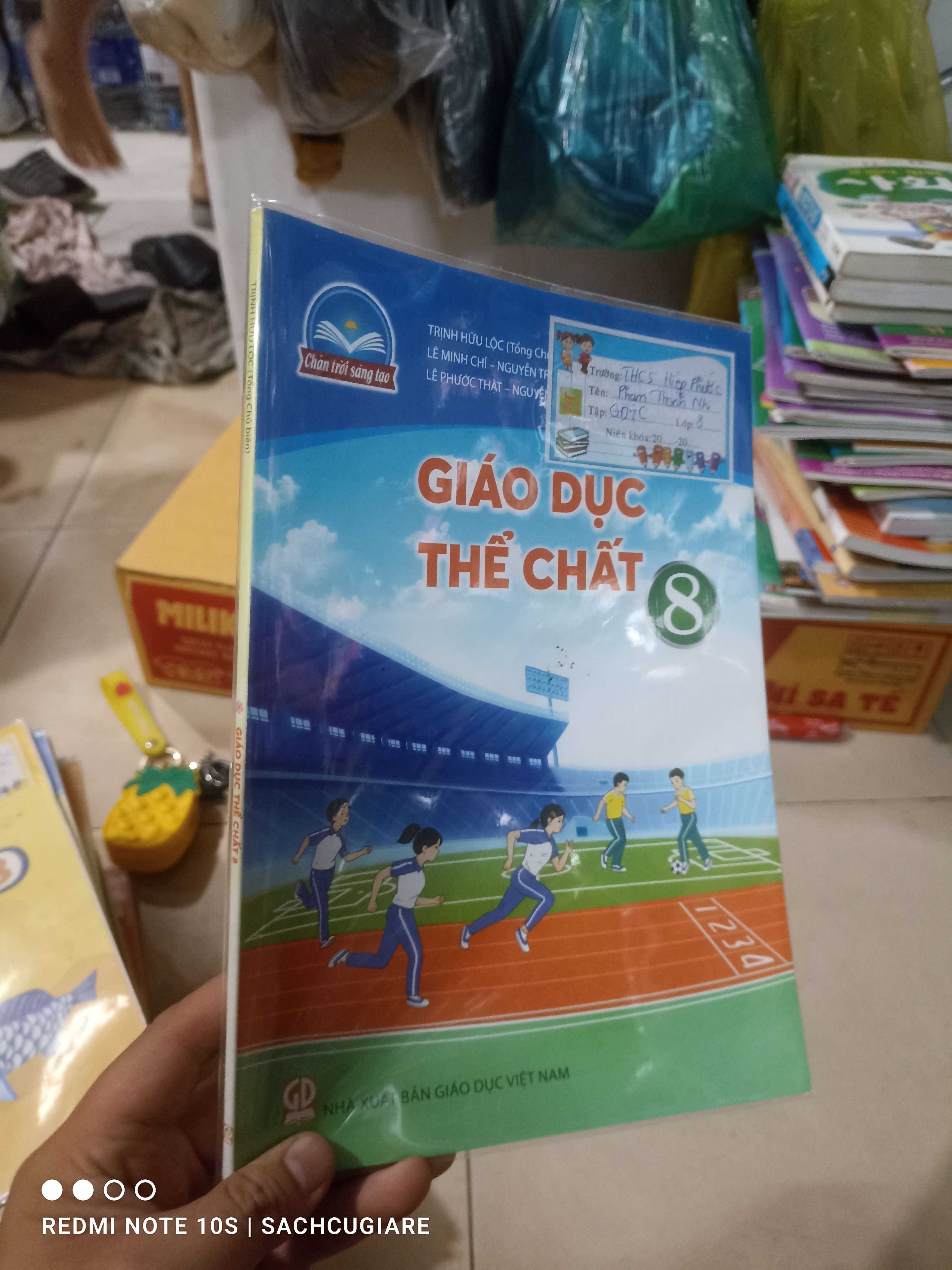 Giáo dục thể chất lớp 8 (Chân trời sáng tạo) Giáo khoa HCM2702