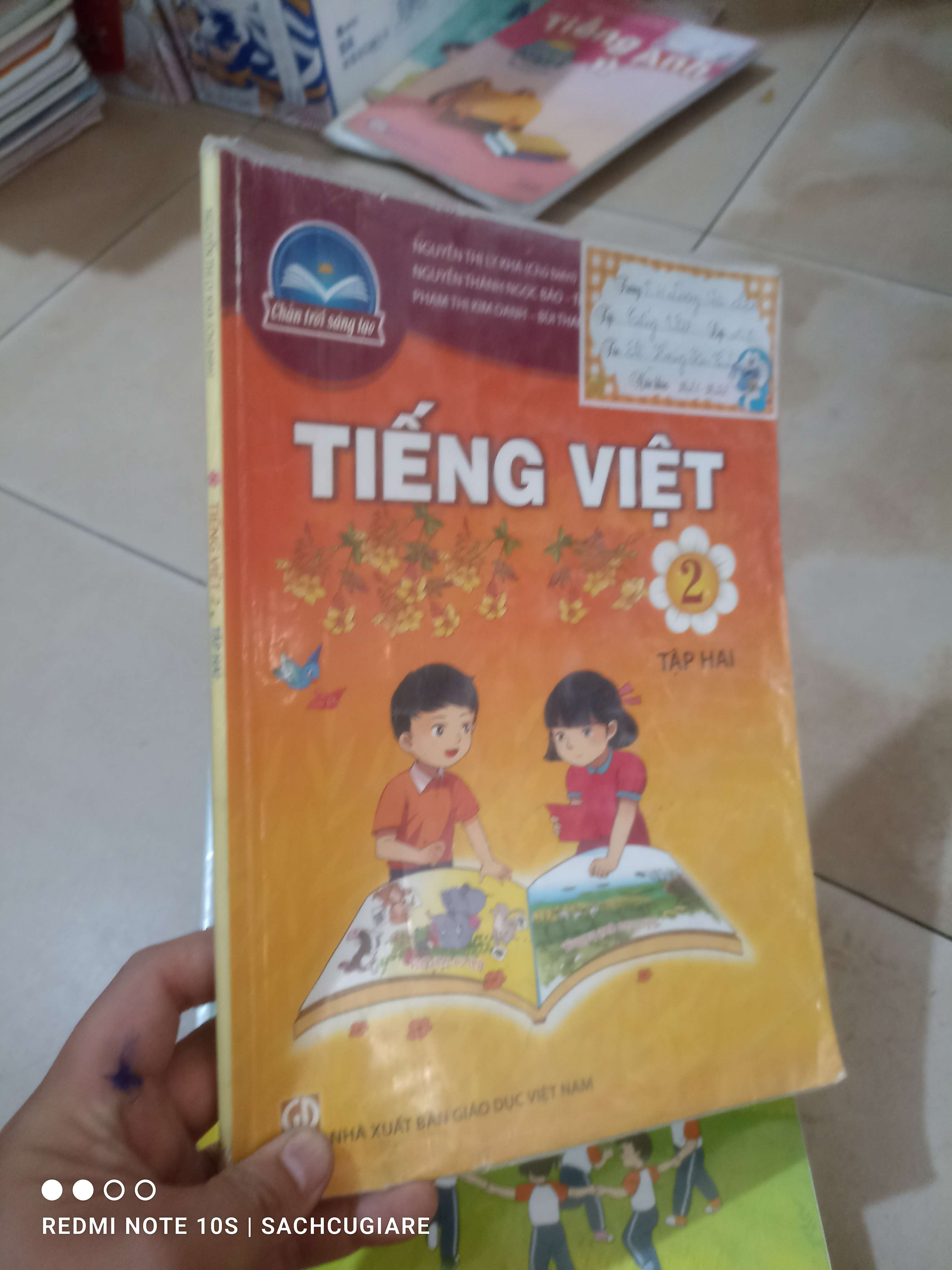 Tiếng việt lớp 2 tập hai (Chân trời sáng tạo) Giáo khoa HCM2702