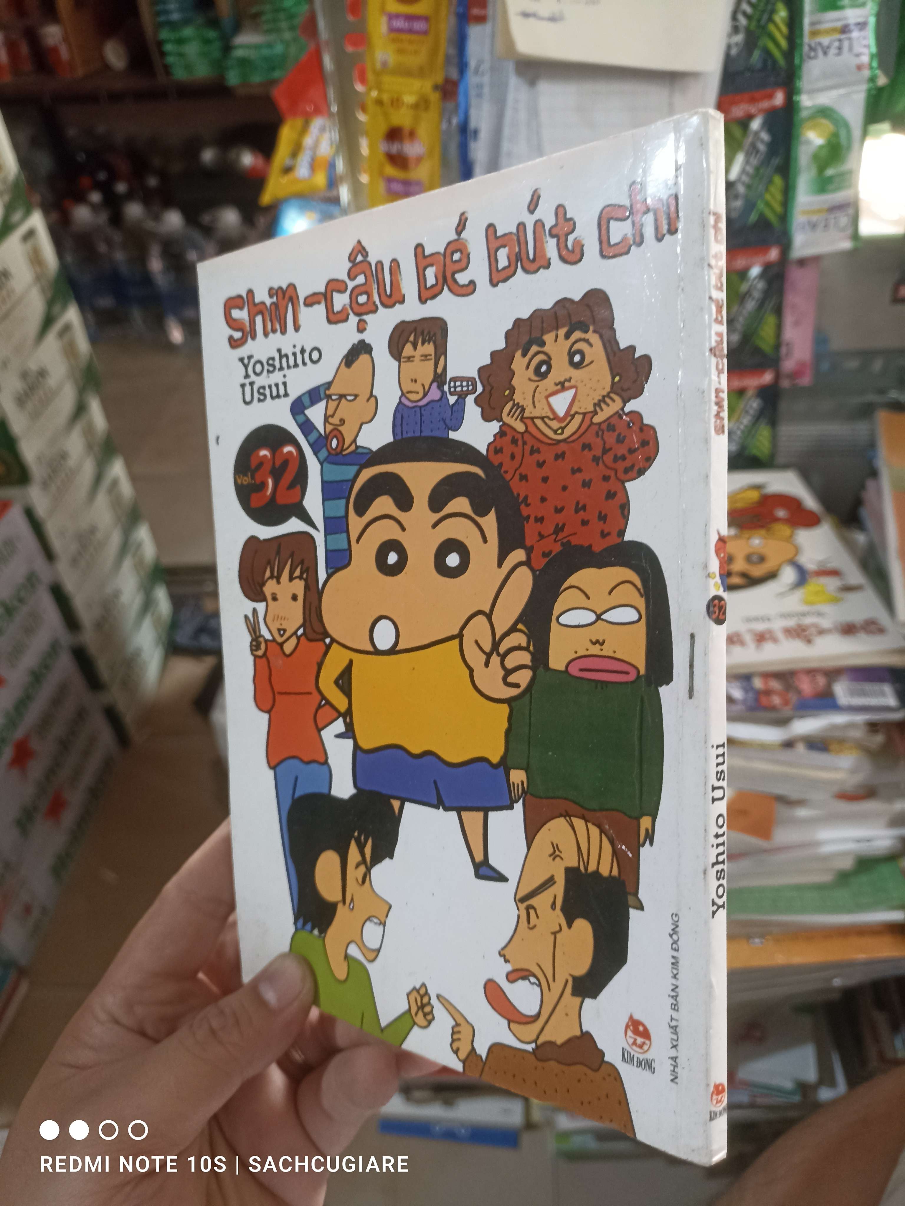 Shin cậu bé bút chì 32 - Usui Truyện tranh HCM2702