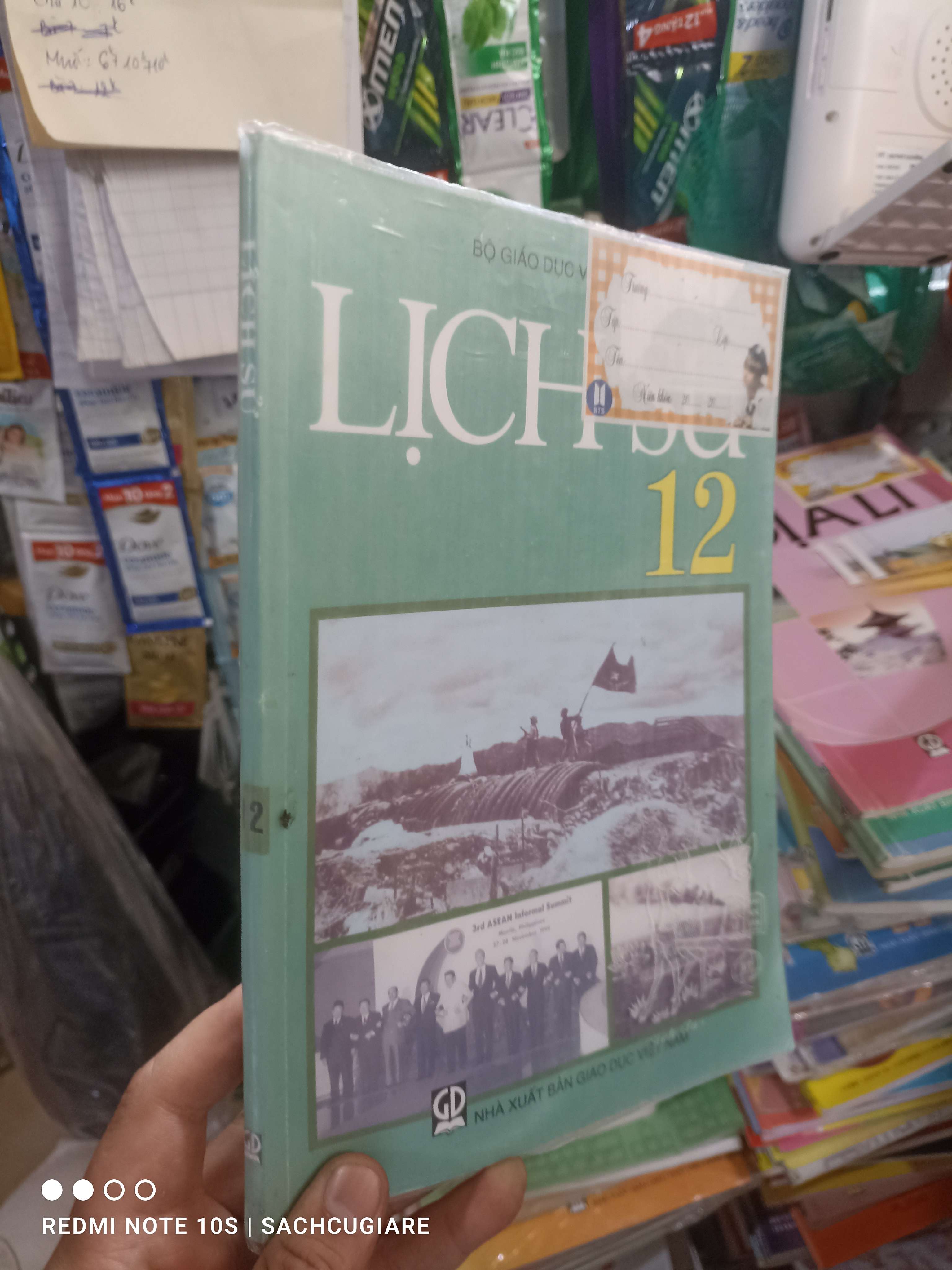 Lịch sử 12 2022 mới 90% Giáo khoa HCM2702