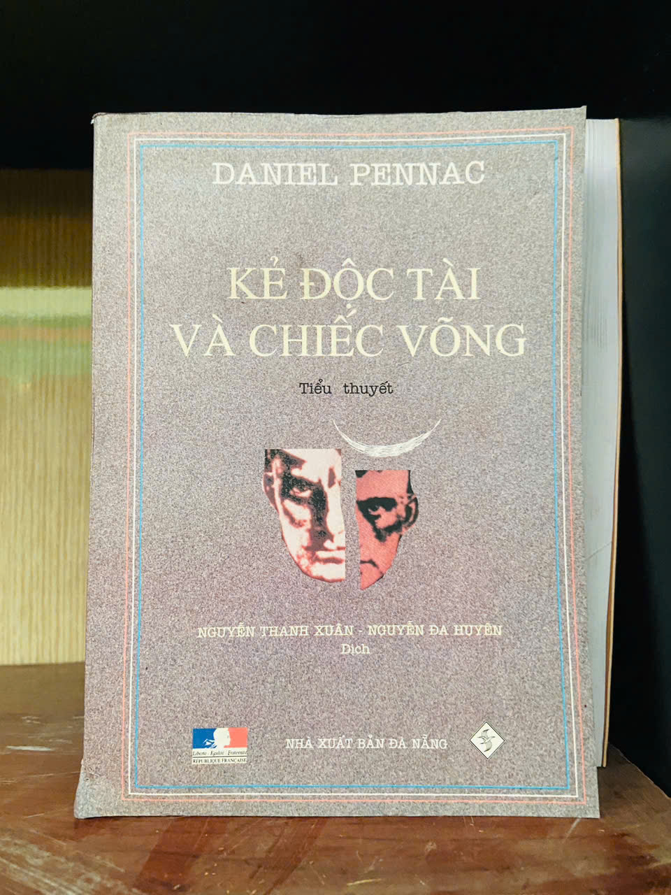 Kẻ độc tài và chiếc võng - Daniel Pennac Văn học nước ngoài VAVO2702