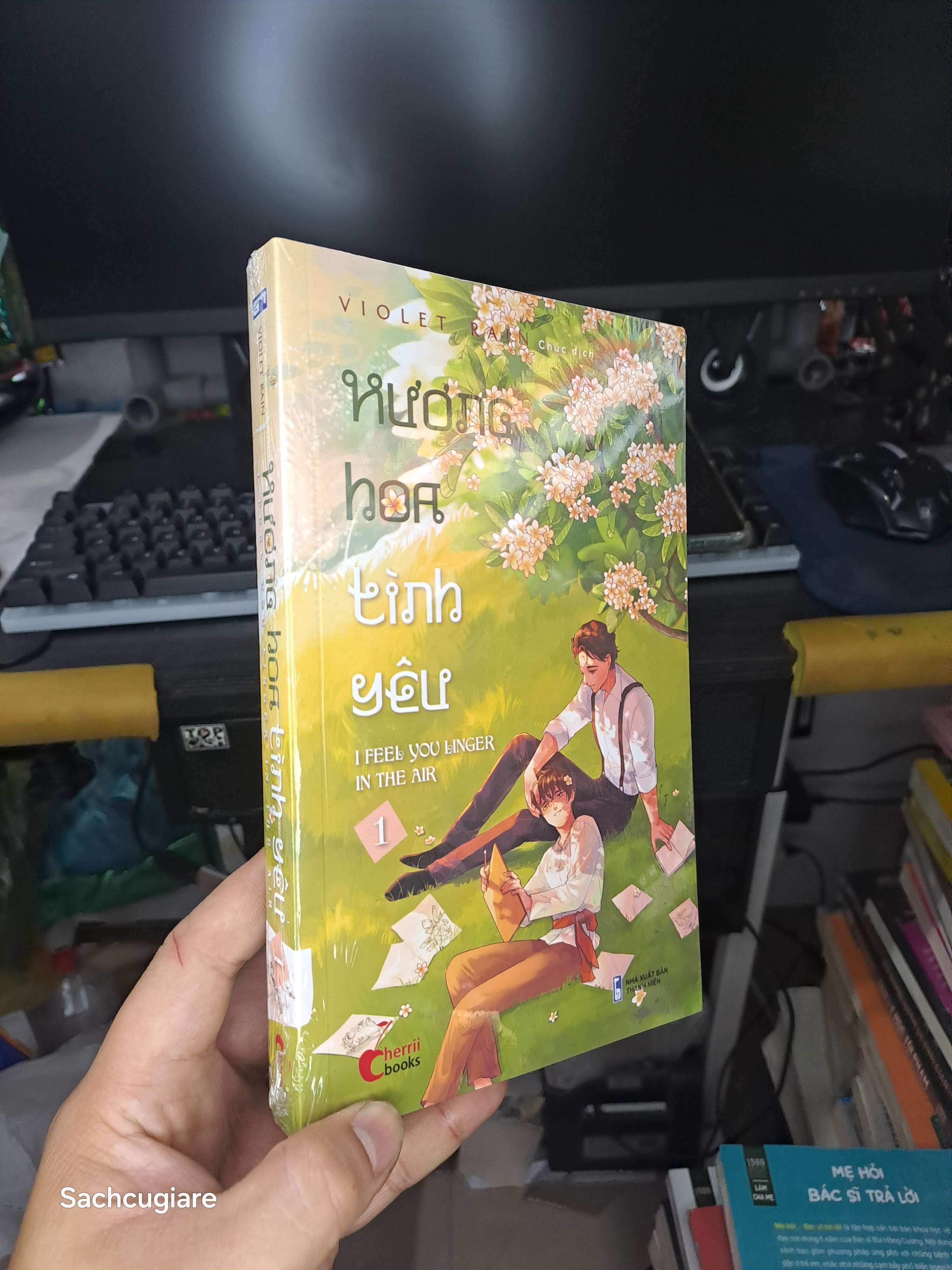 Hương hoa tình yêu 1 - Violet Rain Truyện ngôn tình NENA2702 (NSX)