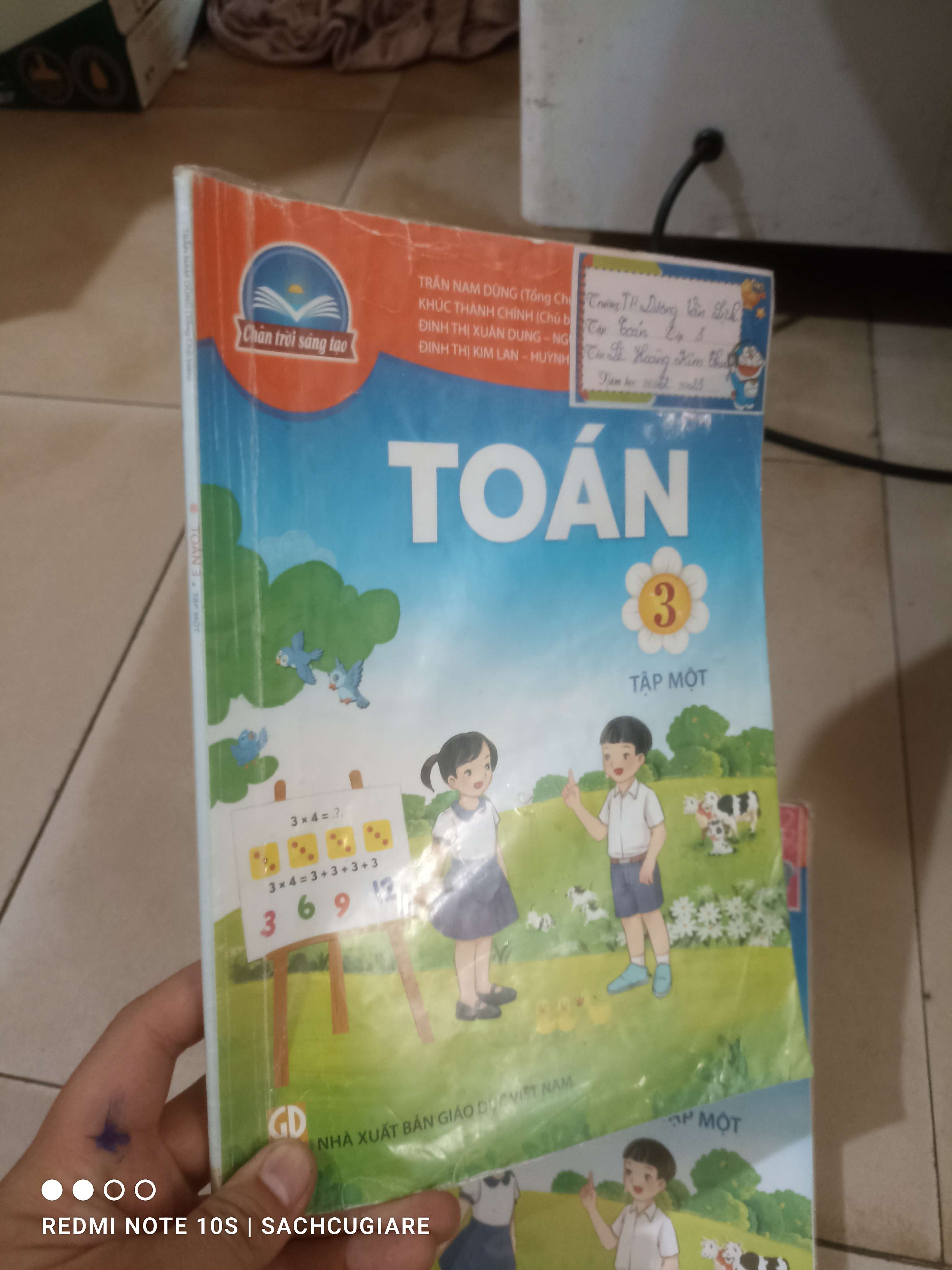 Toán lớp 3 tập một (Chân trời sáng tạo) Giáo khoa HCM2702