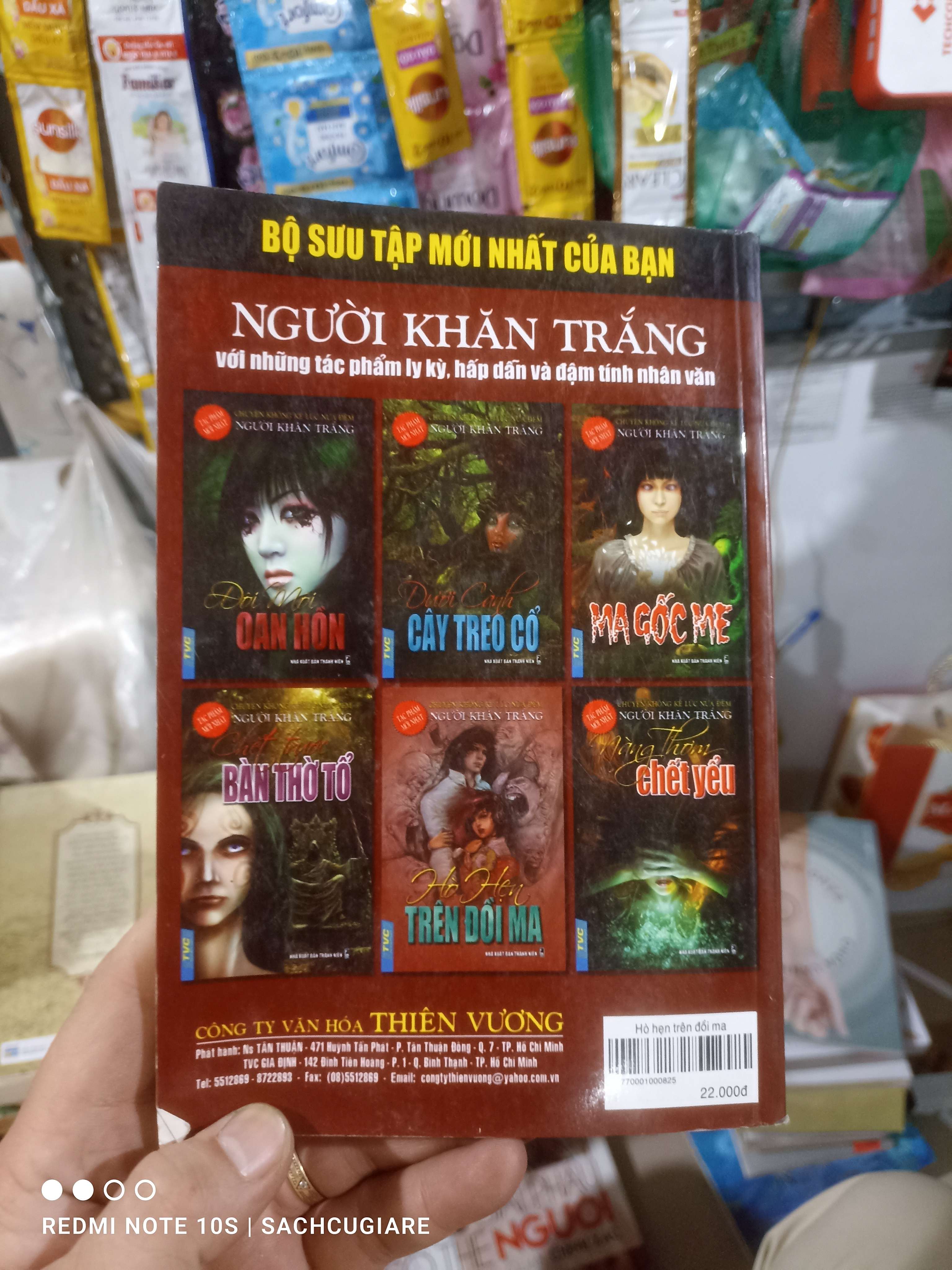 Hò hẹn trên đồi ma - Người Khăn Trắng 2010 mới 80% ố Truyện kinh dị HCM2702 (NSX)