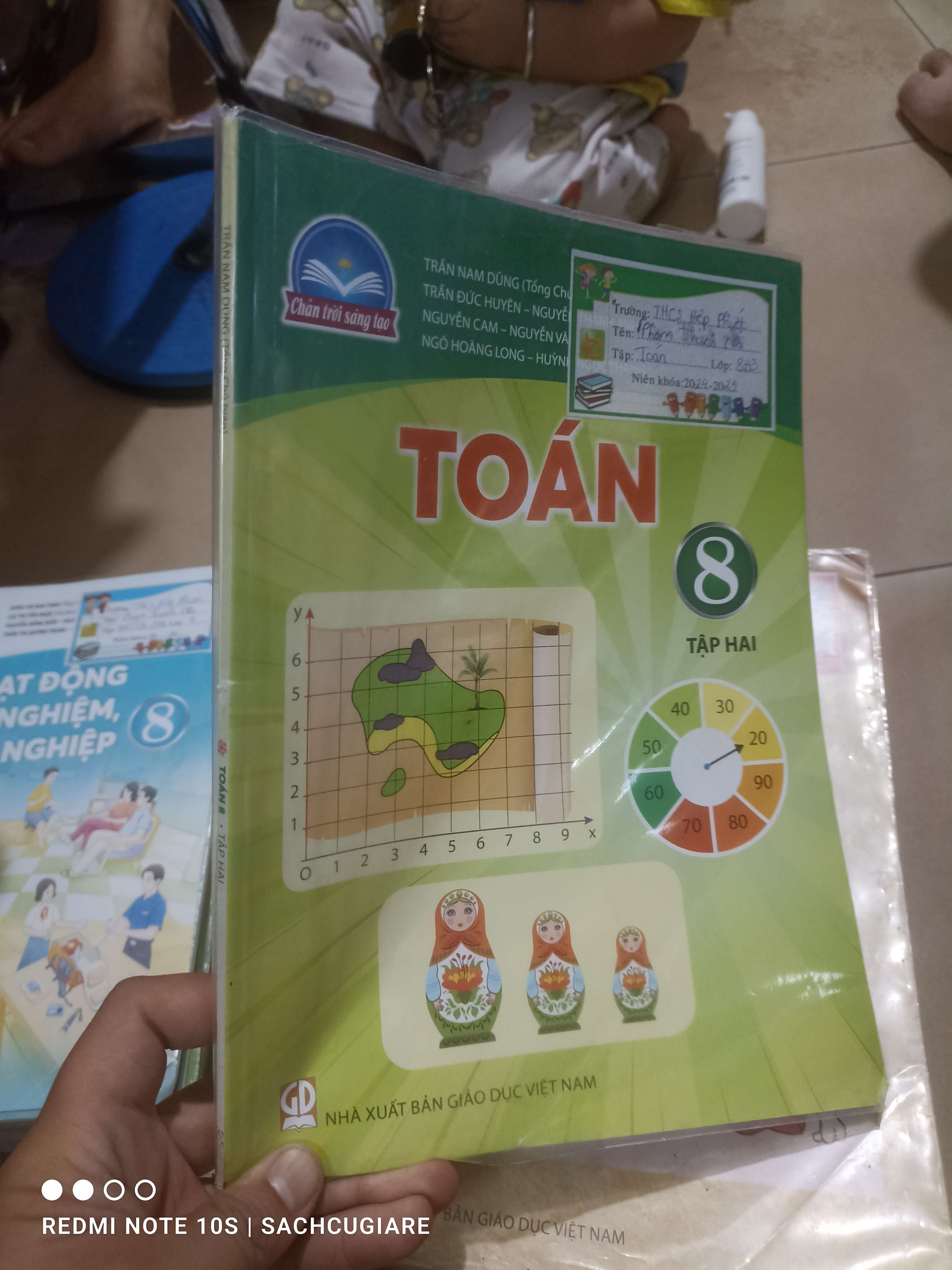 Toán lớp 8 (Chân trời sáng tạo) Giáo khoa HCM2702