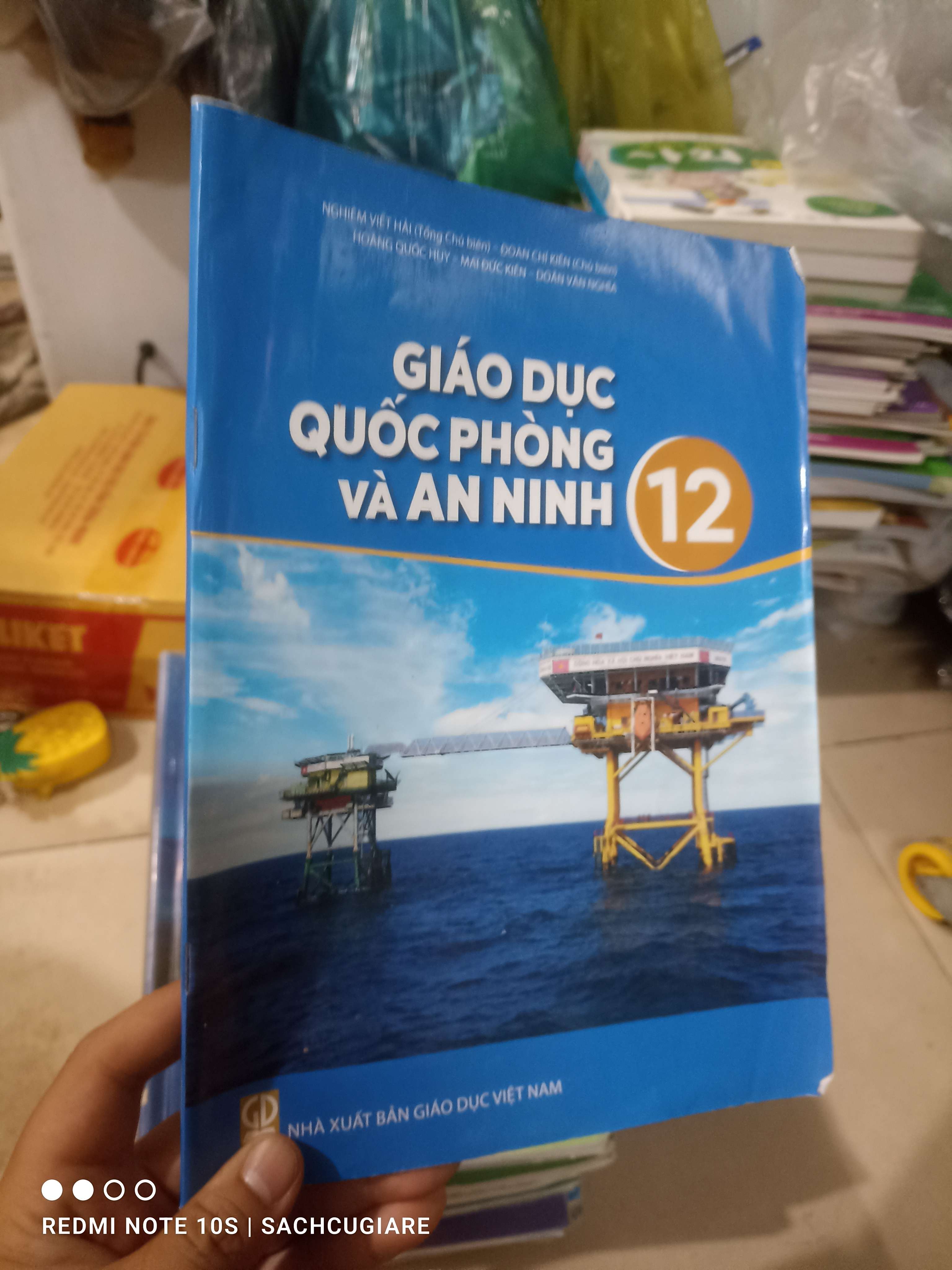 Giáo dục quốc phòng và an ninh lớp 12 Giáo khoa HCM2702