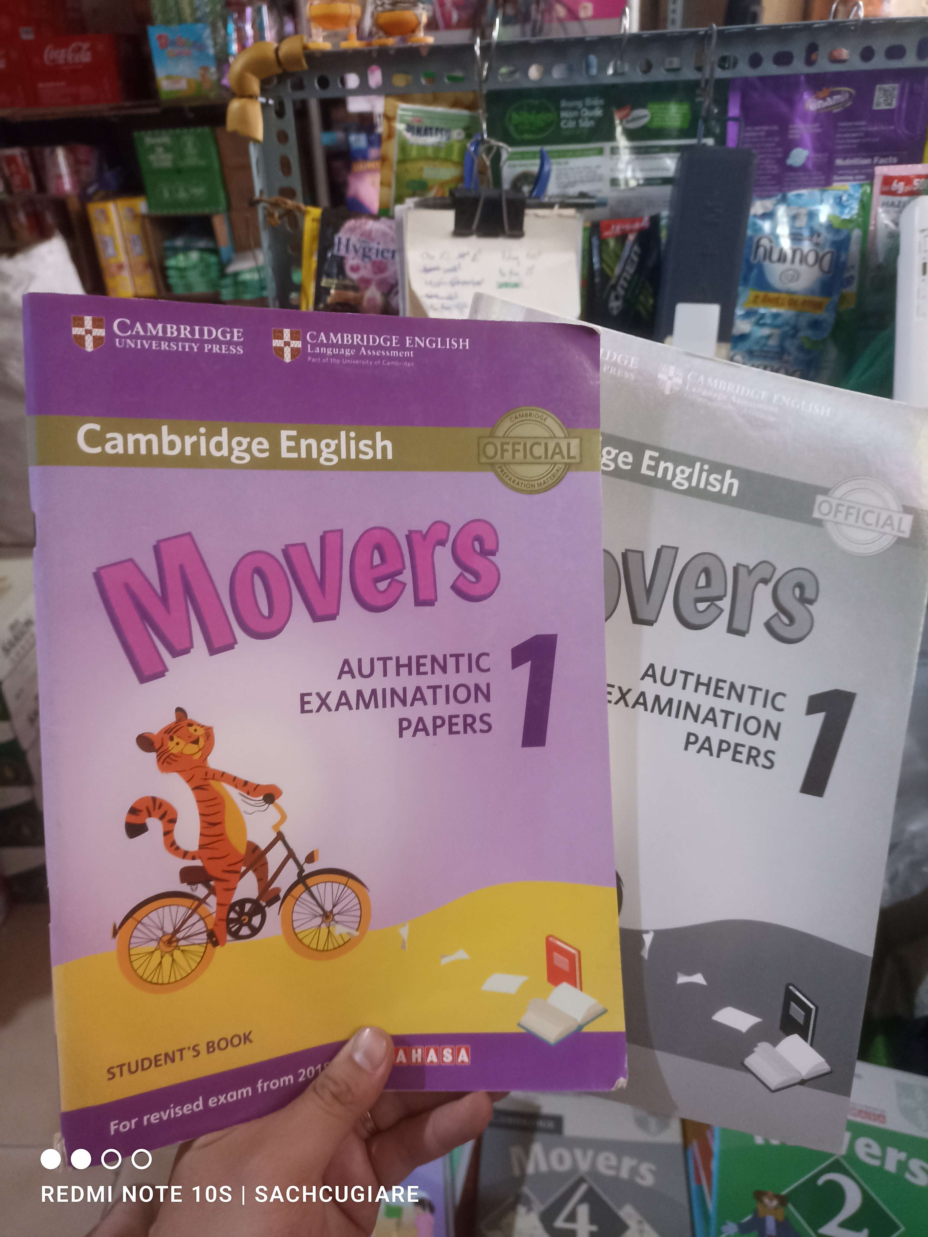 Movers authentic Examination Papers 1 Student's book + Answer ẫm nhẹ có viết chì mới 70% Sách tự học tiếng Anh HCM2702