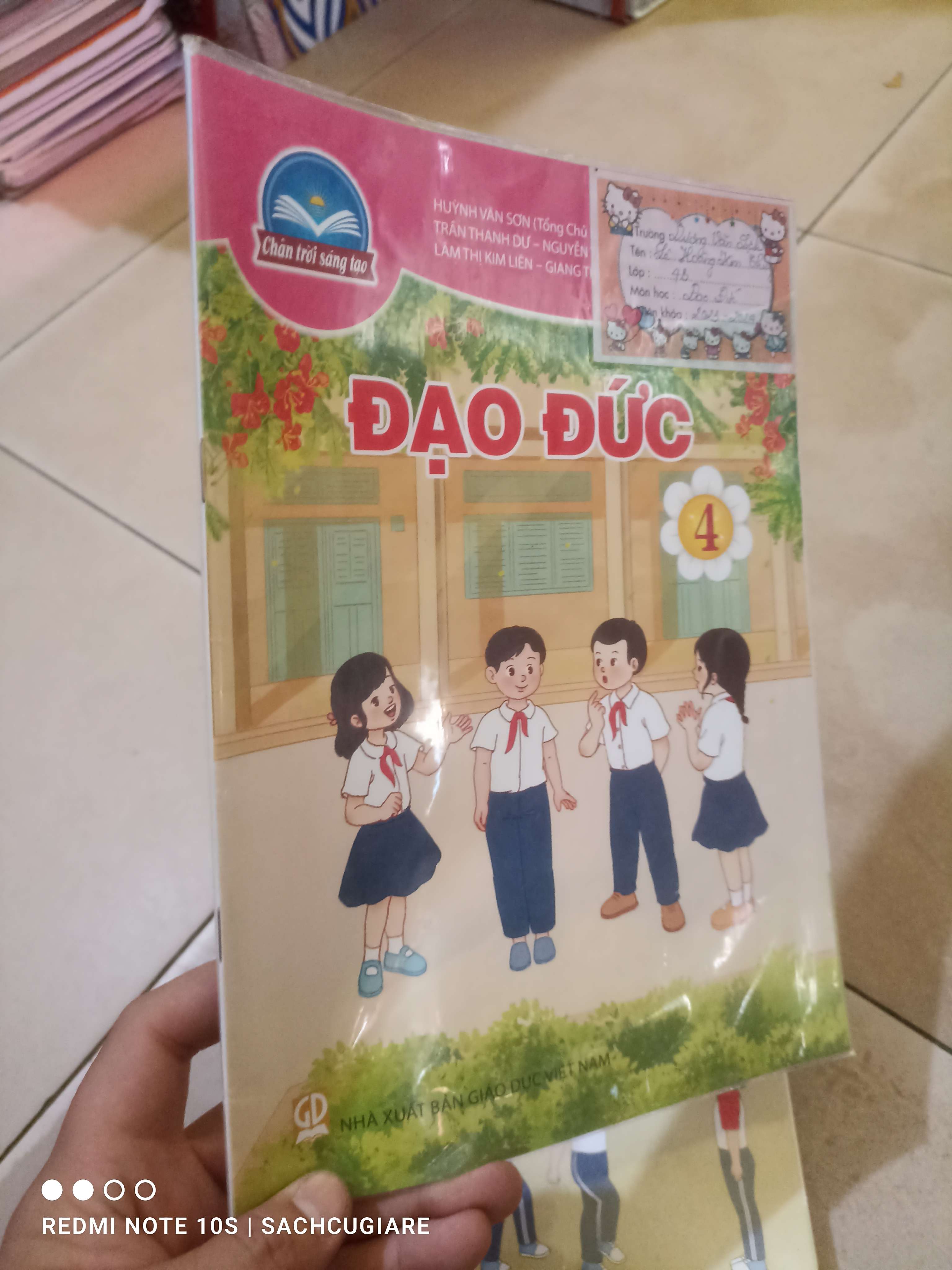 Đạo đức lớp 4 (Chân trời sáng tạo) Giáo khoa HCM2702