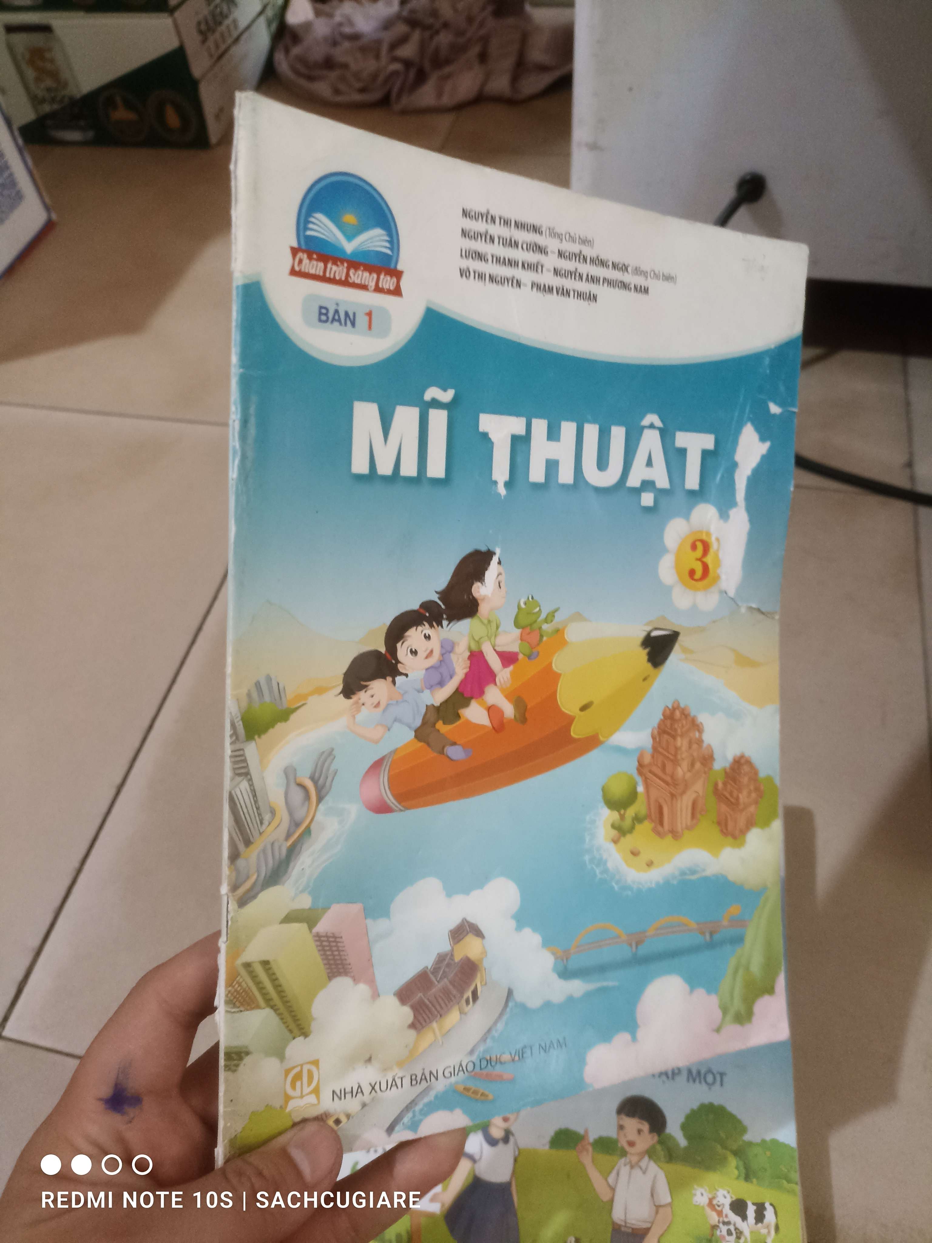 Mĩ thuật lớp 3 (Chân trời sáng tạo) Giáo khoa HCM2702