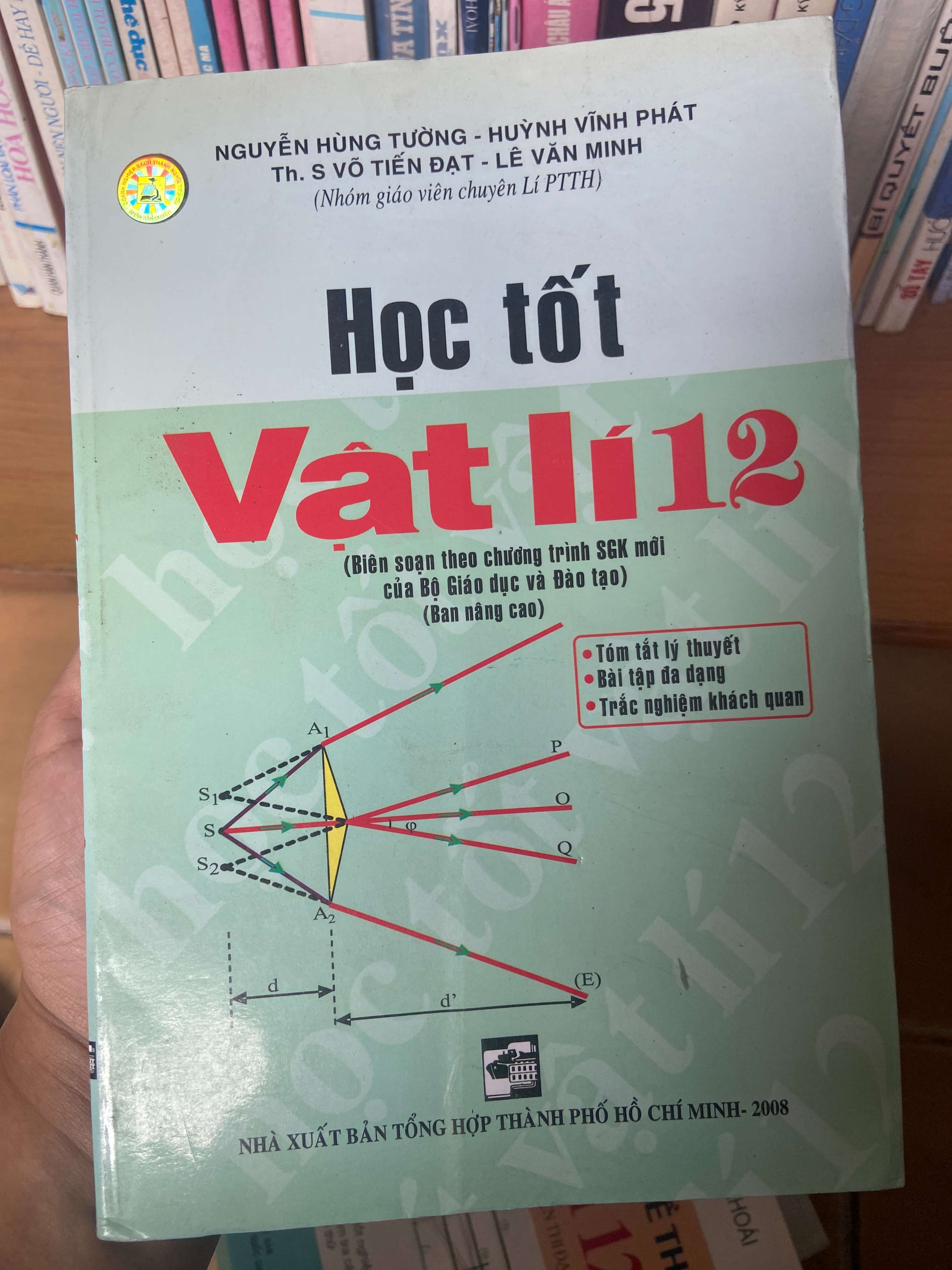 Học Tốt Vật Lí 12 (Ban Nâng Cao) - Nguyễn Hùng Tường, Võ Tiến Đạt, Lê Văn Minh, Huỳnh Vĩnh Phát 2008 Tham khảo - luyện thi VAVO-AK1T3