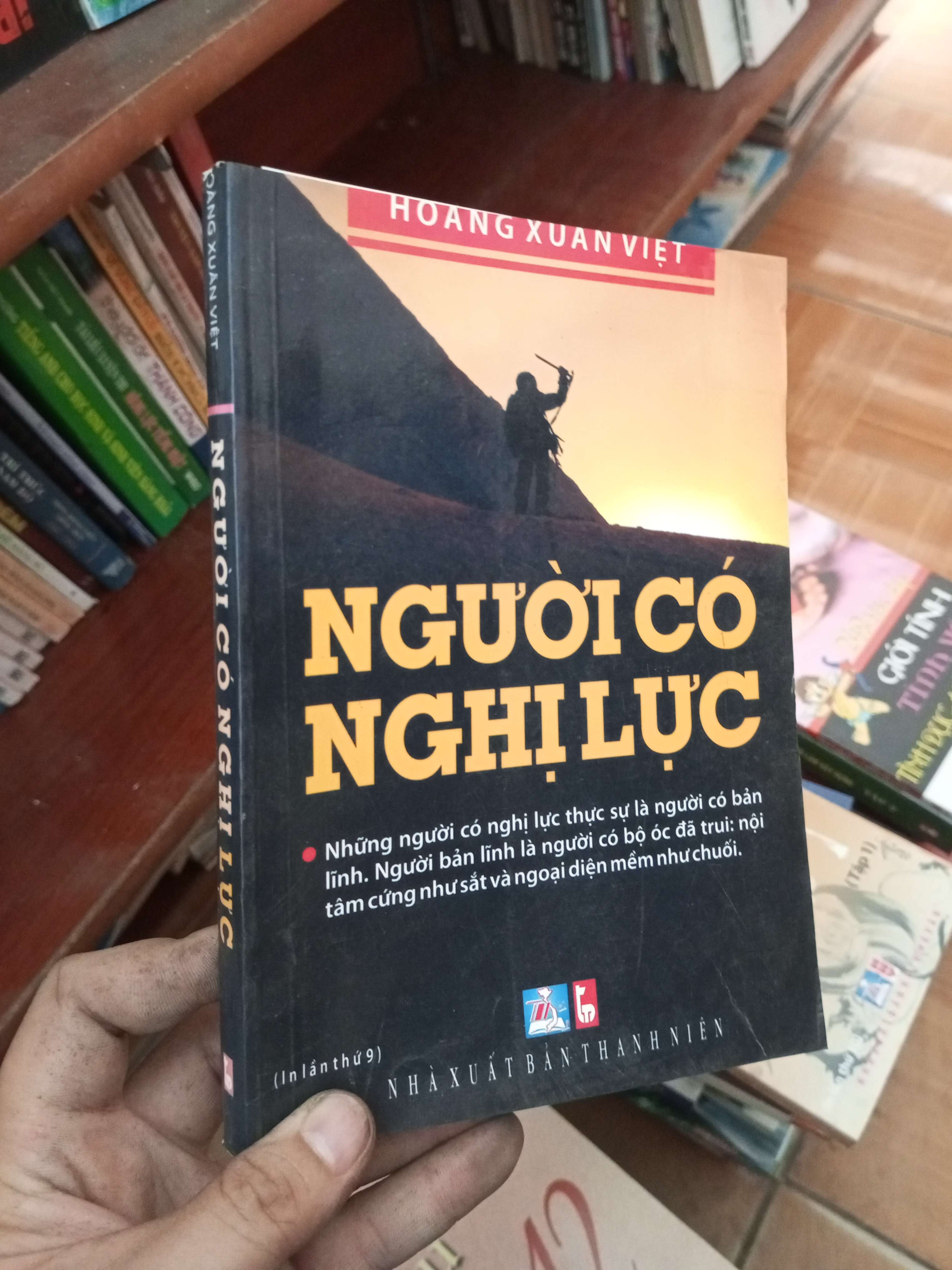 Người có nghị lực - Xuân Việt 2011 Sách kỹ năng VAVO-AK19