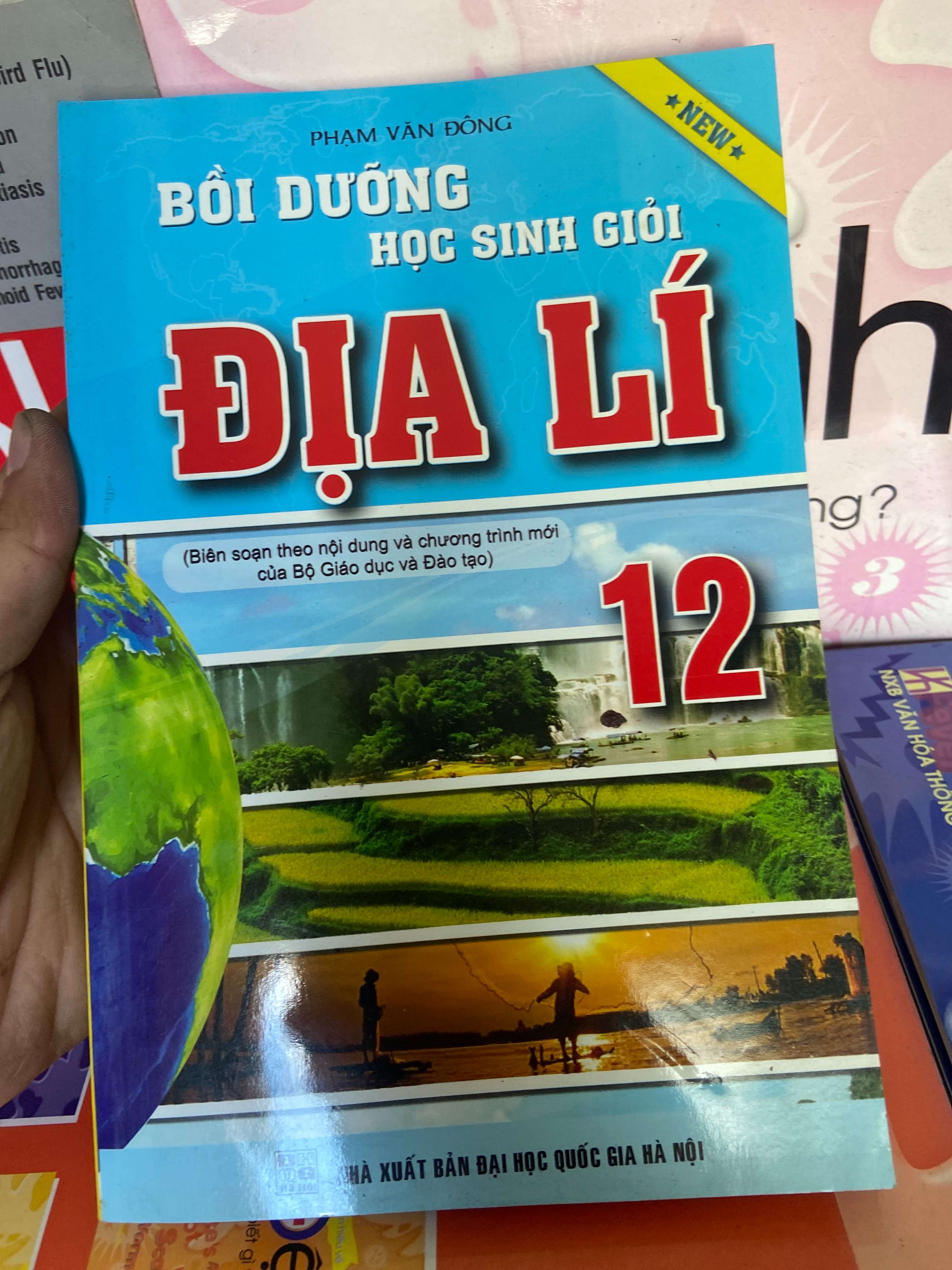 Bồi Dưỡng Học Sinh Giỏi Địa Lí 12 - Phạm Văn Đông 2018 Tham khảo - luyện thi VAVO-AK1T1
