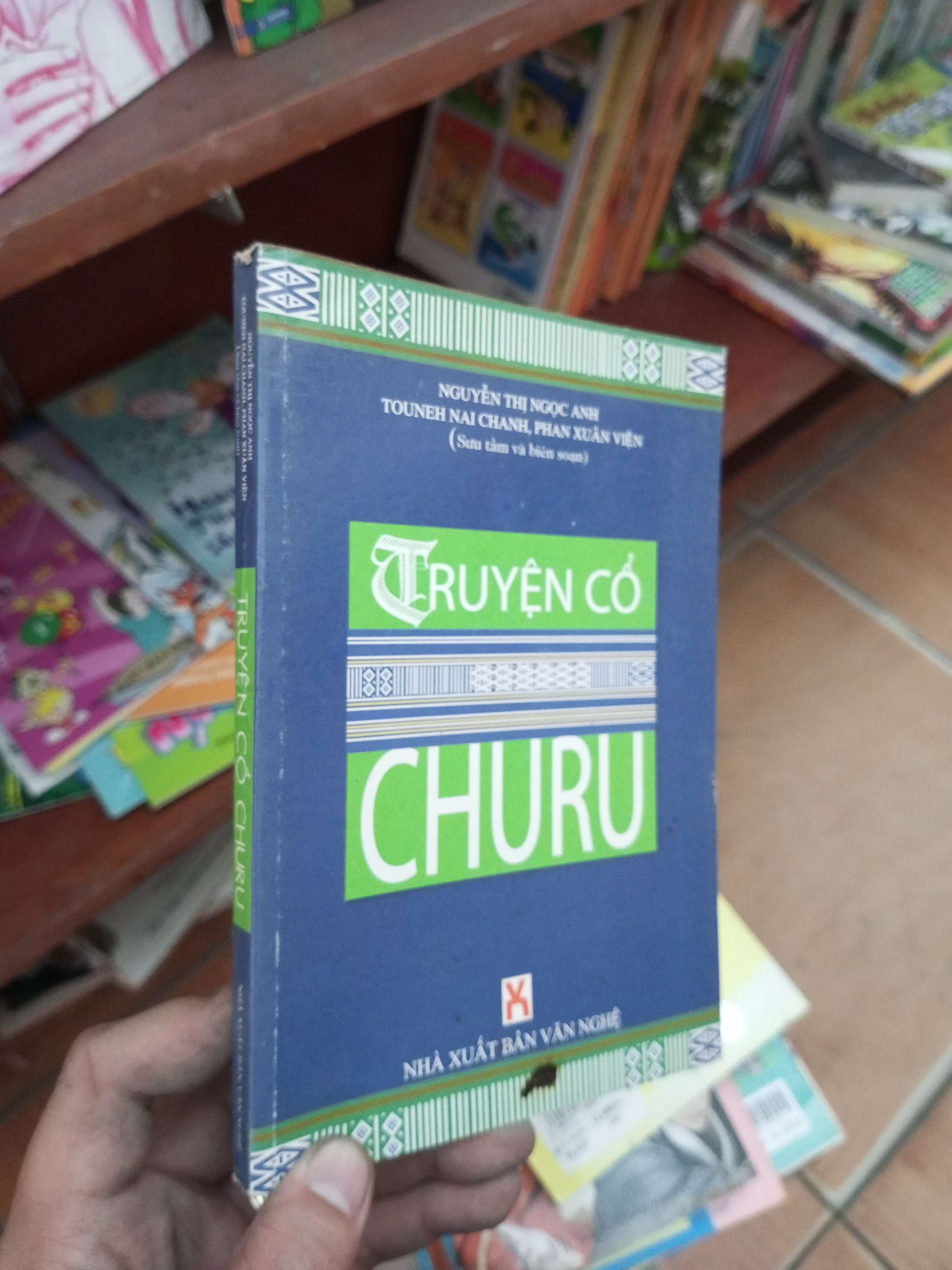 Truyện cổ Churu - Ngọc Anh 2007 Sách văn học VAVO-AK19