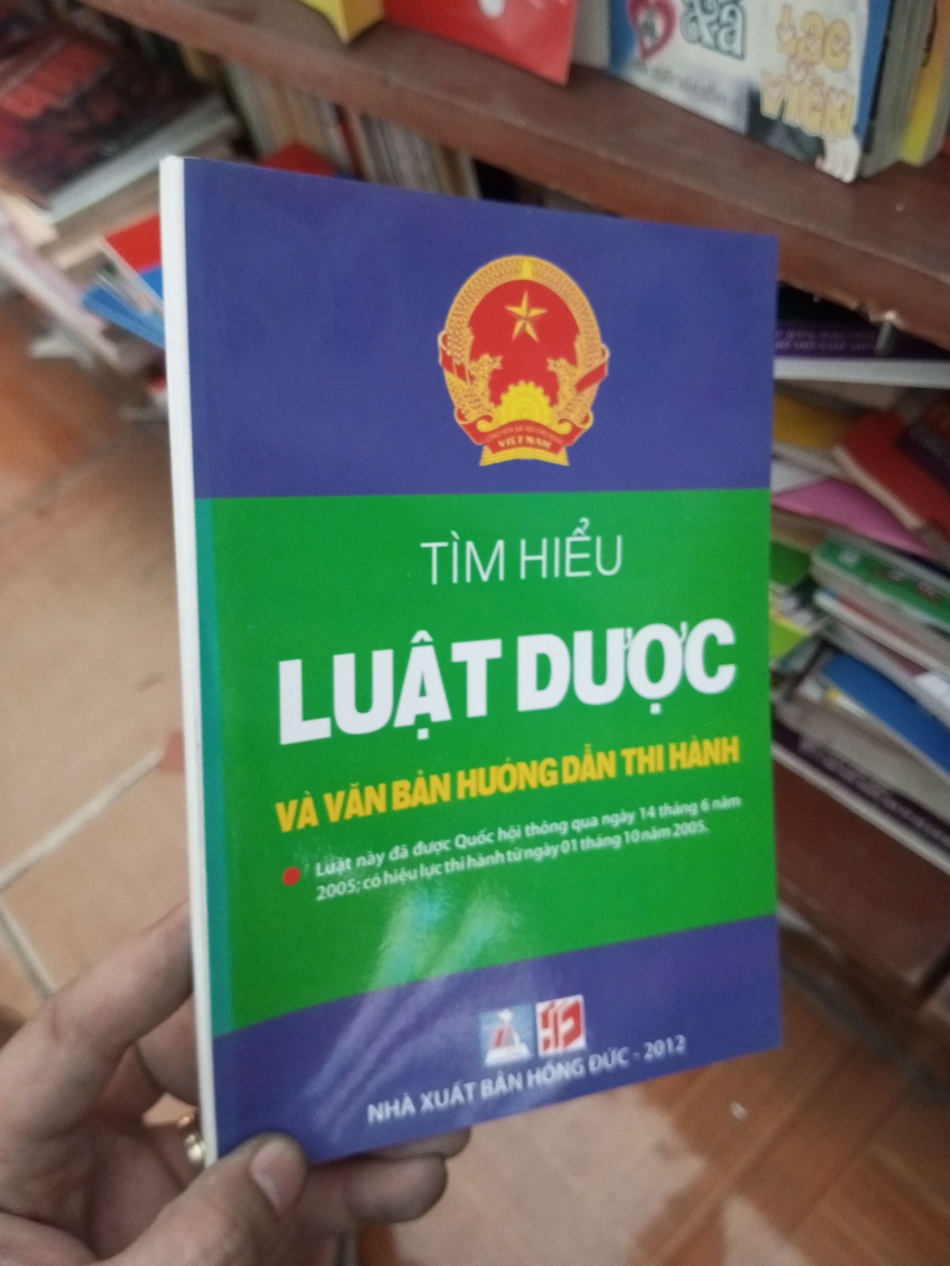 Tìm hiểu luật dược và văn bản hướng dẫn thi hành 2012 Sách chính trị - pháp lý VAVO-AK19