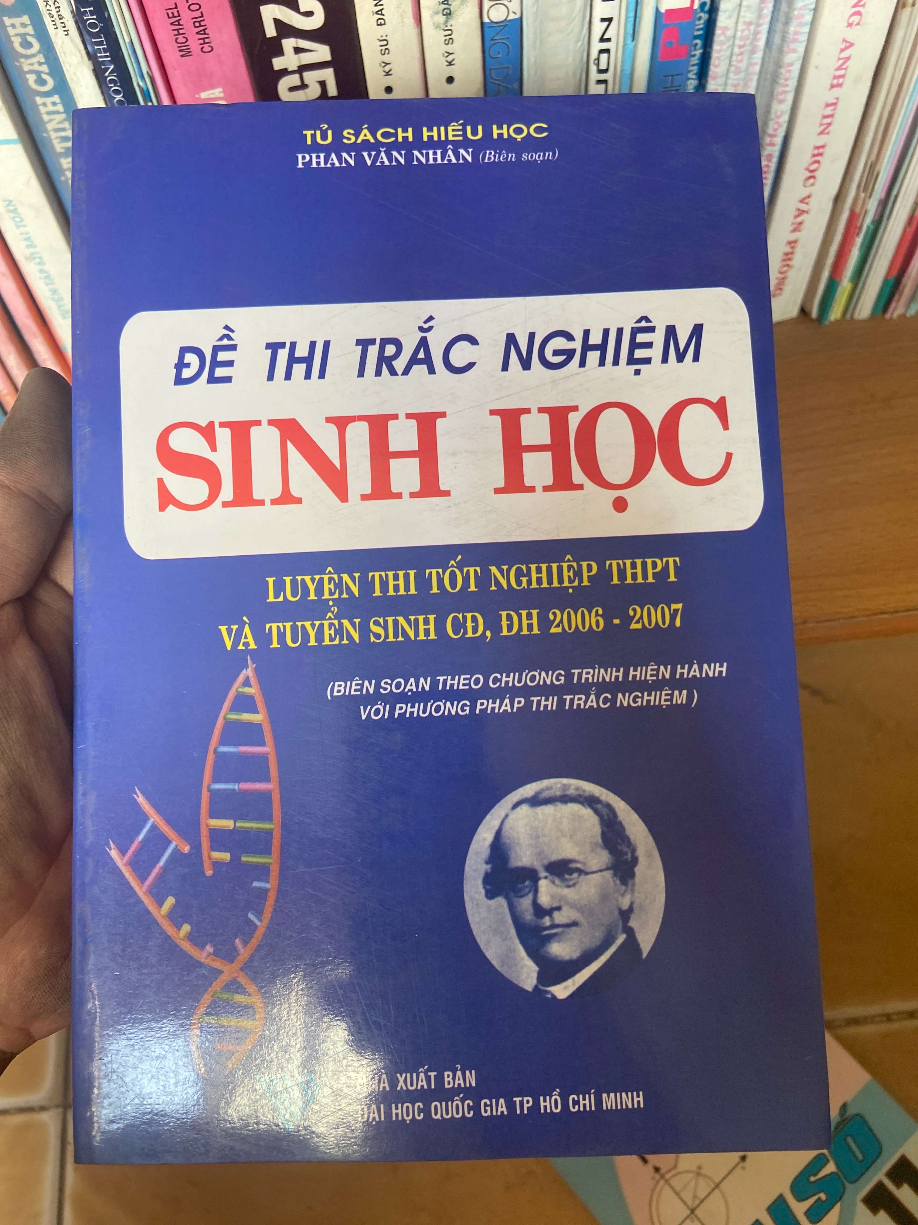 Đề Thi Trắc Nghiệm Sinh Học (Luyện Thi Tốt Nghiệp THPT Và Tuyển Sinh CĐ, ĐH 2006–2007) - Phan Văn Nhân 2007 Tham khảo - luyện thi VAVO-AK1T3