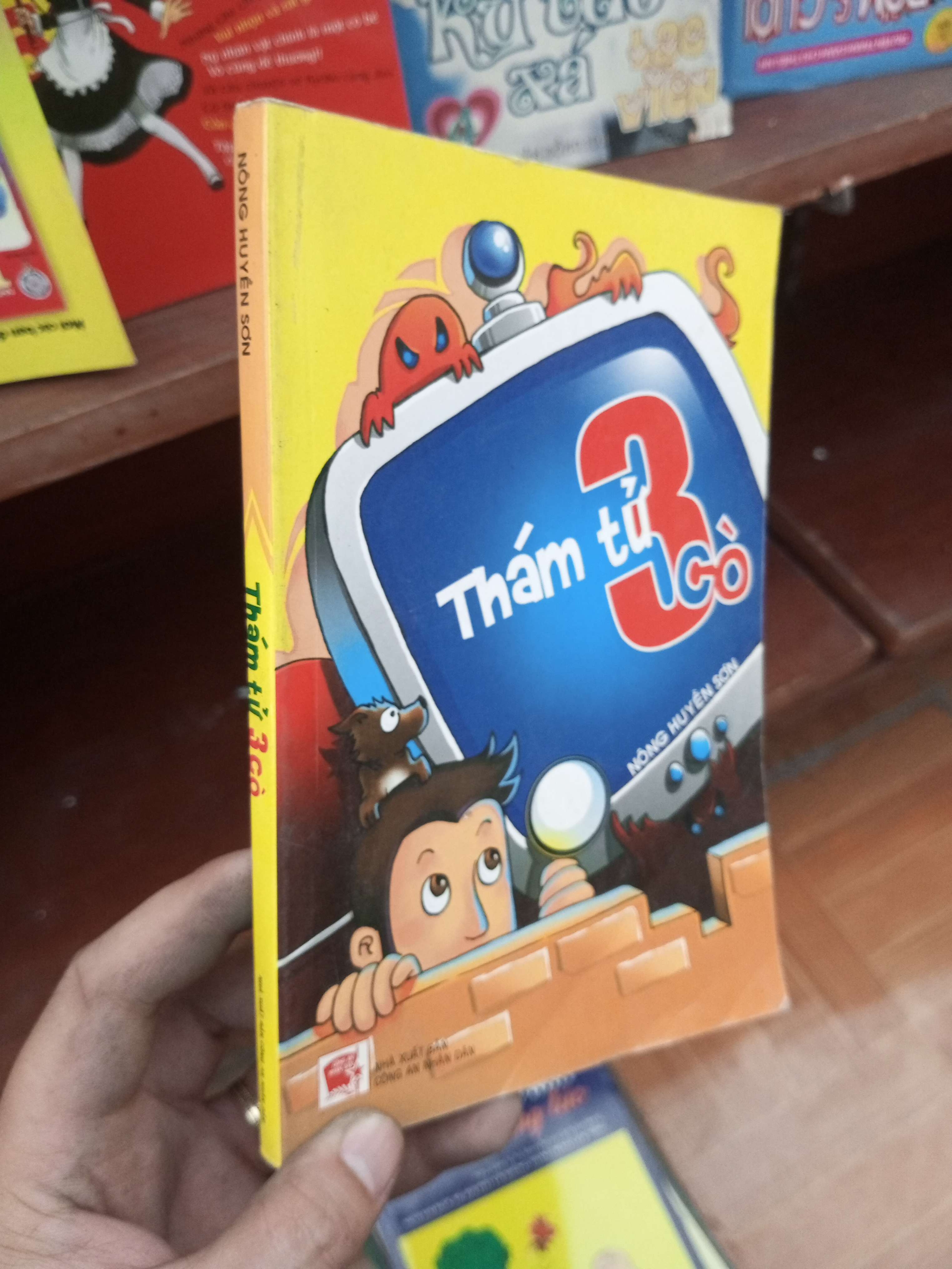 Thám tử 3 cò - Nguyễn Sơn 2010 Sách truyện VAVO-AK19