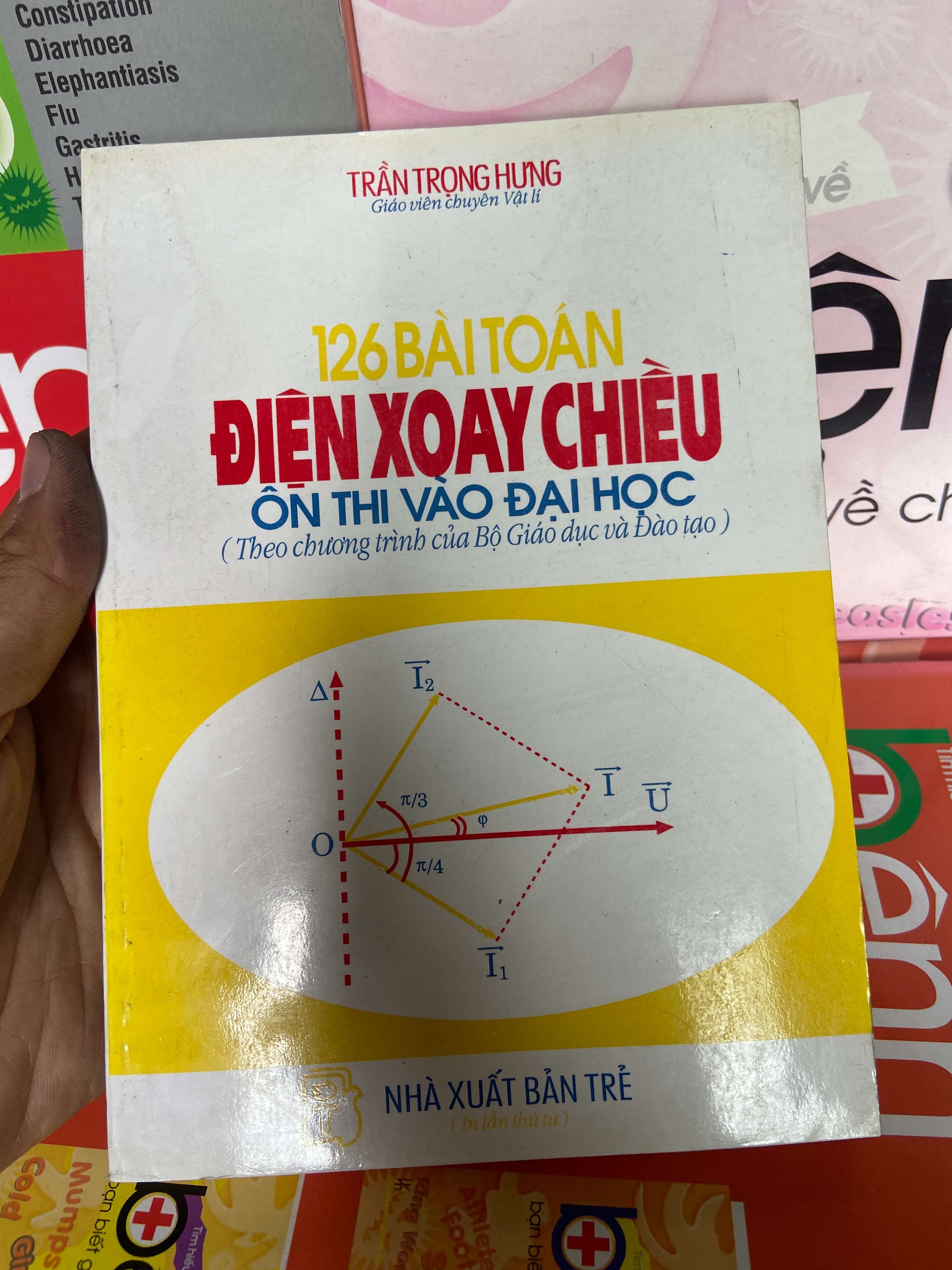 126 Bài Toán Điện Xoay Chiều (Ôn Thi Vào Đại Học) - Trần Trọng Hưng 1998 Tham khảo - luyện thi VAVO-AK1T2