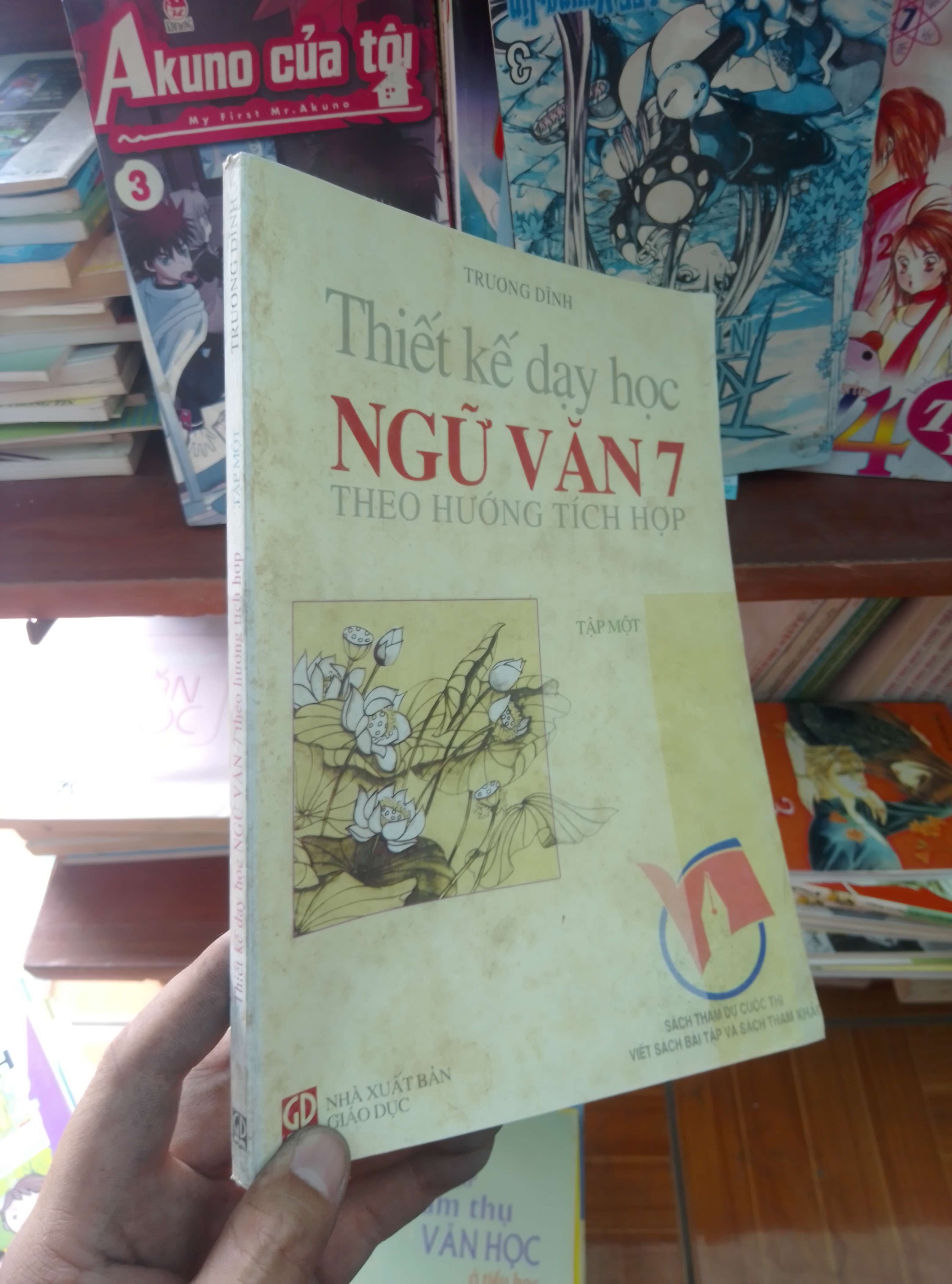 Thiết kế dạy học Ngữ Văn 7 theo hướng tích hợp tập một - Trương Dĩnh 2004 Sách giáo khoa - giáo trình VAVO-AK19
