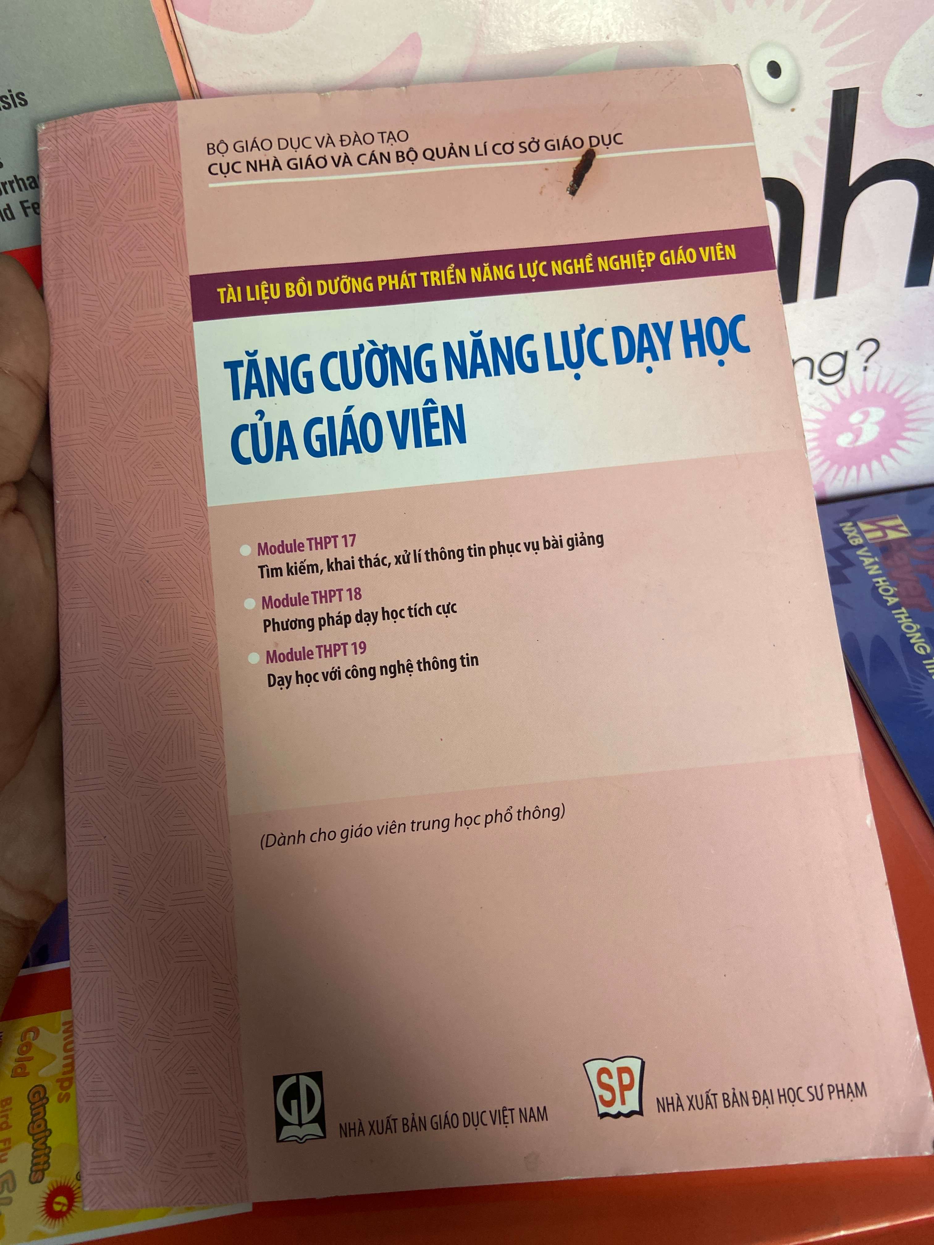 Tăng Cường Năng Lực Dạy Học Của Giáo Viên (Tài Liệu Bồi Dưỡng Phát Triển Năng Lực Nghề Nghiệp Giáo Viên) 2013 Giáo trình đại học - cao đẳng VAVO-AK1T1