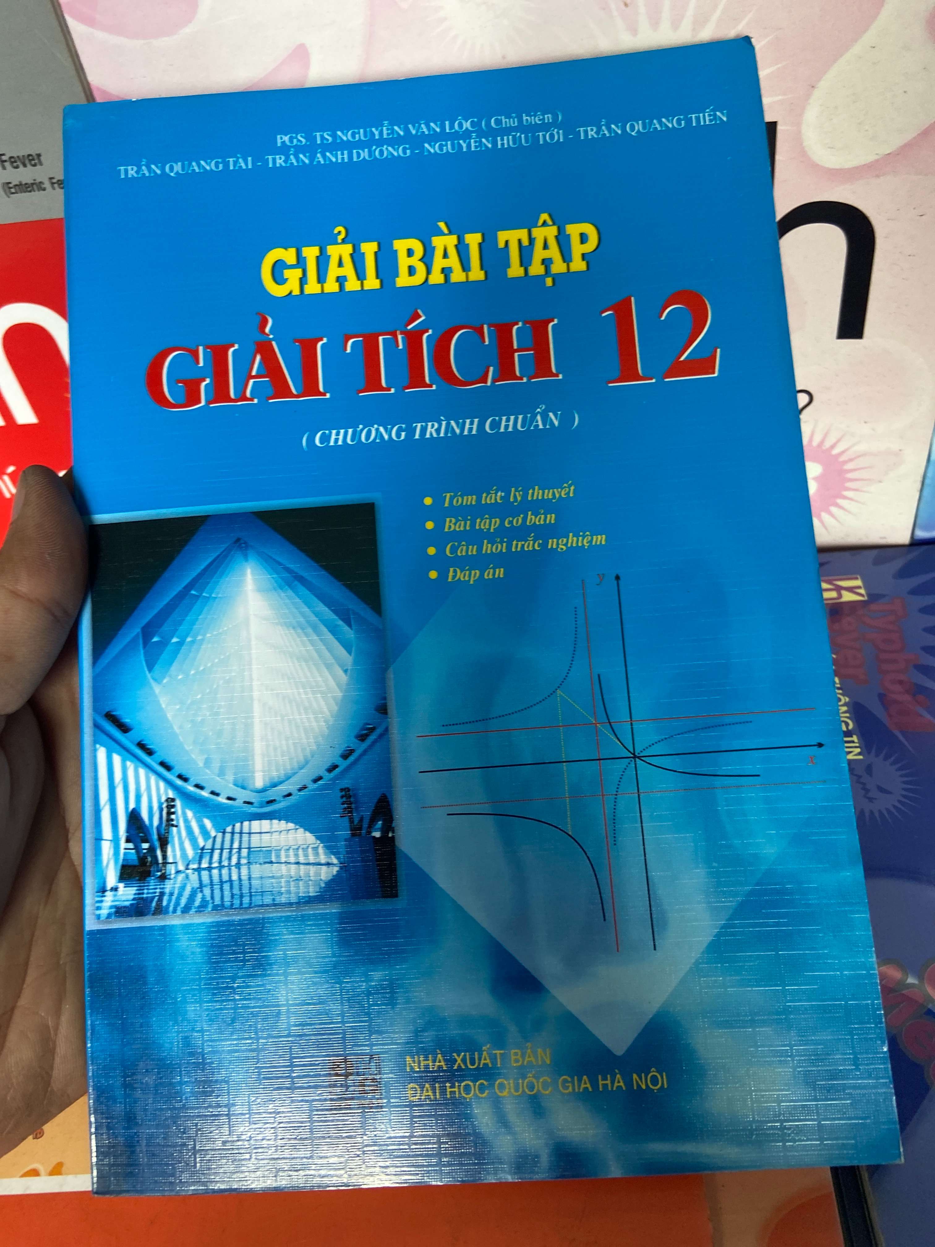 Giải Bài Tập Giải Tích 12 (Chương Trình Chuẩn) - Nguyễn Văn Lộc, Trần Quang Tài, Trần Ánh Dương, Nguyễn Hữu Tới, Trần Quang Tiến 2009 Tham khảo - luyện thi VAVO-AK1T1