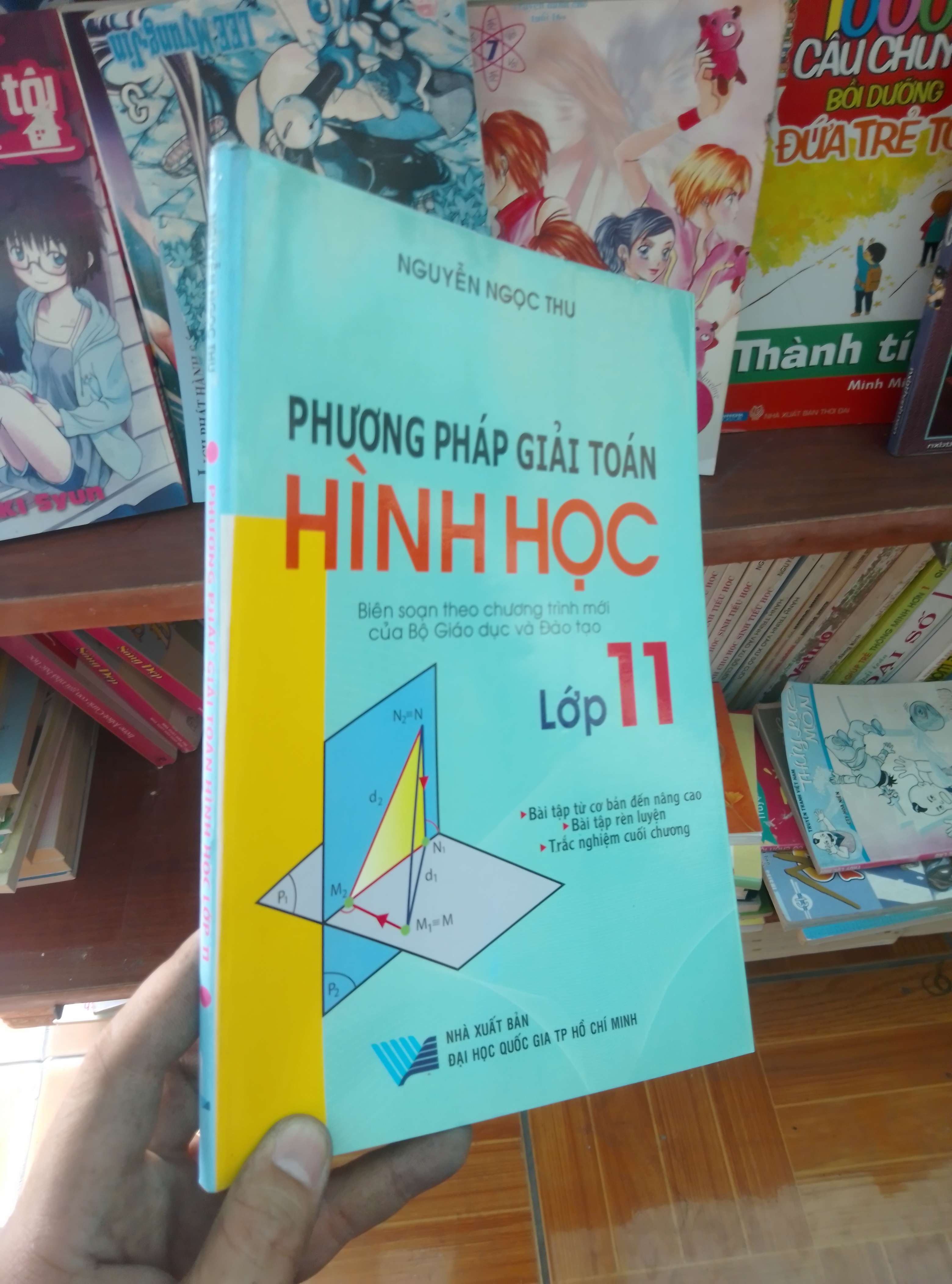 Phương pháp giải toán hình học lớp 11 - Ngọc Thu 2010 Giáo khoa VAVO-AK19