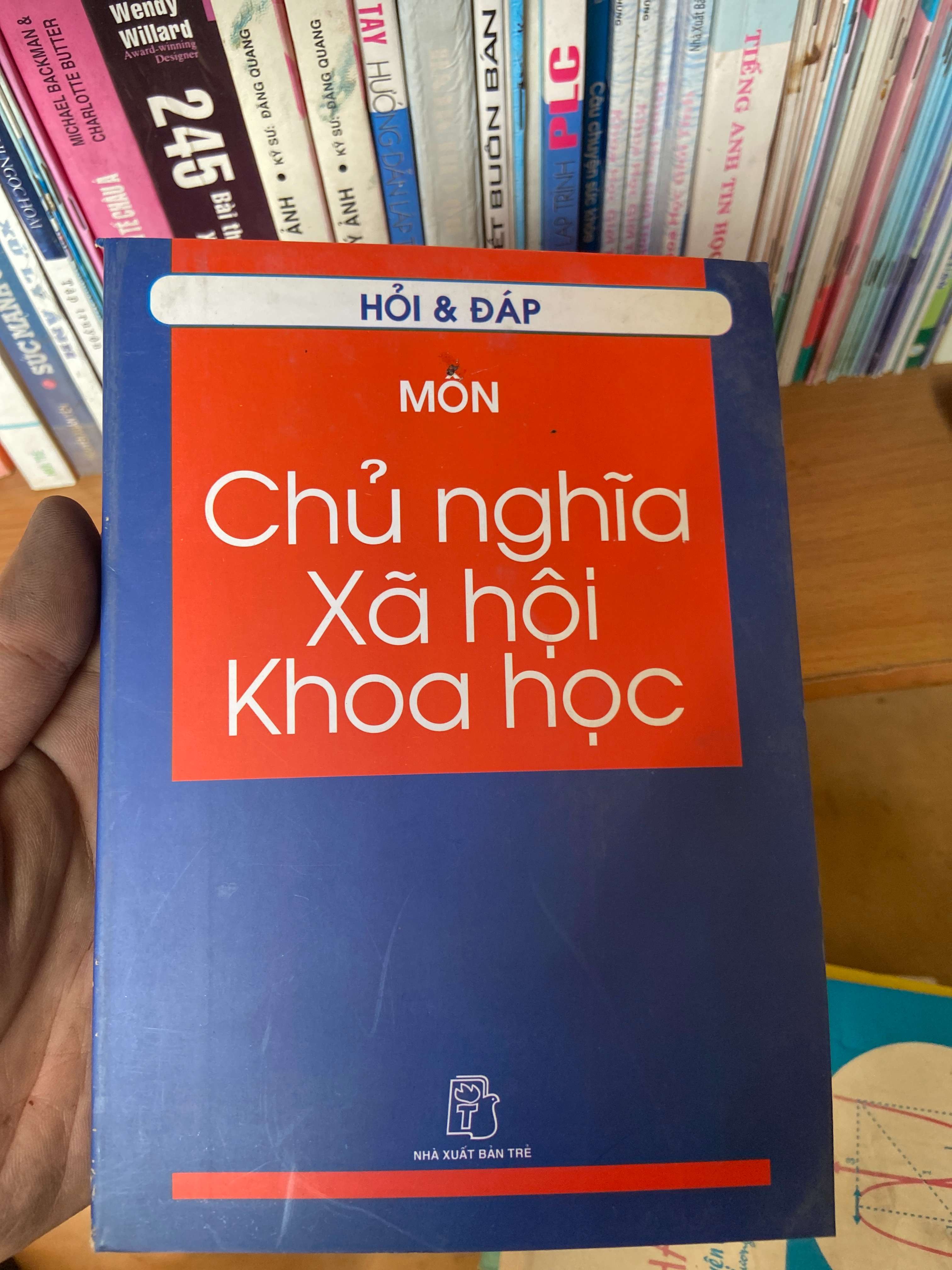 Hỏi & Đáp Môn Chủ Nghĩa Xã Hội Khoa Học 2006 Sách kiến thức tổng hợp VAVO-AK1T2