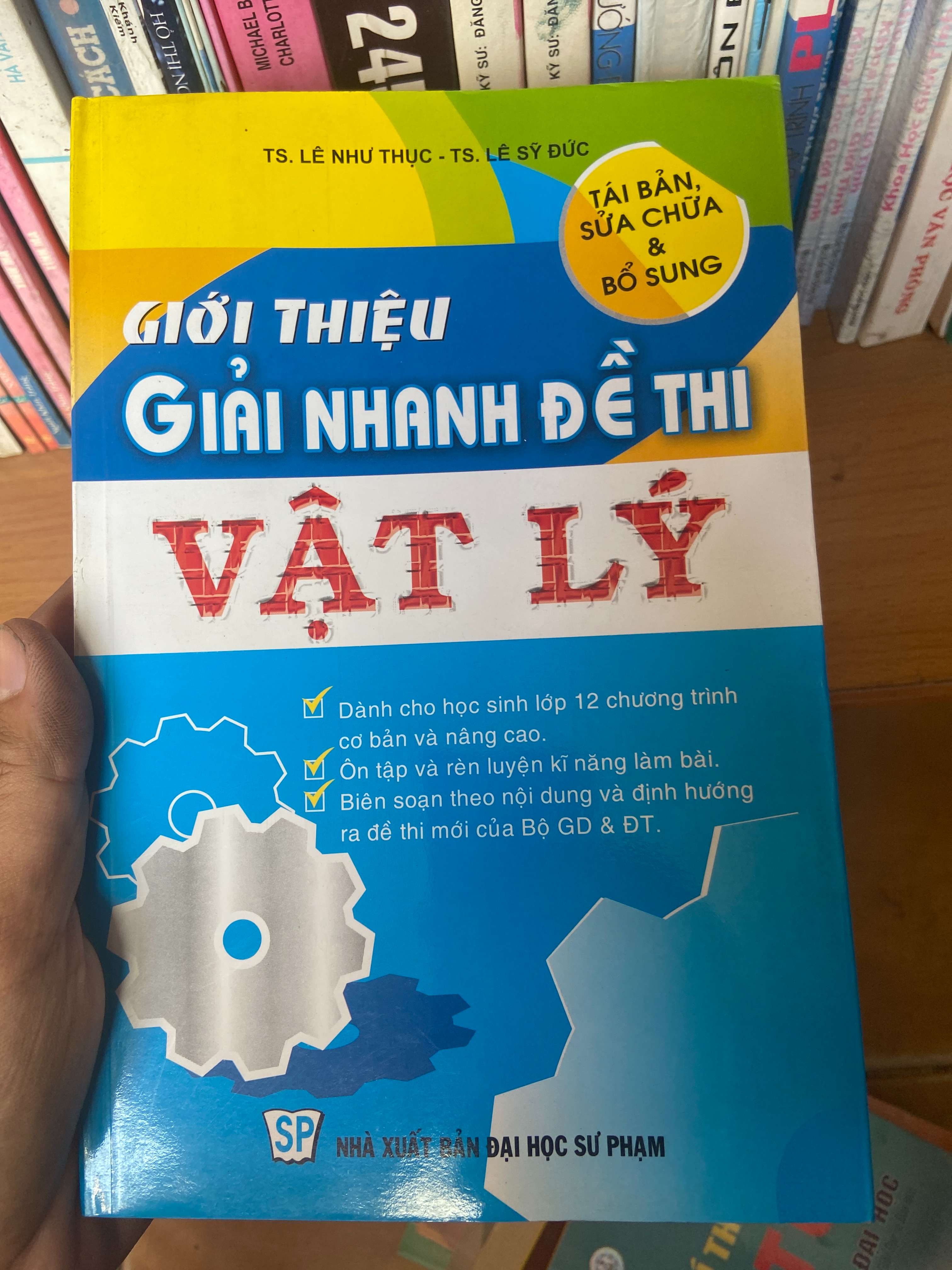 Giới Thiệu Giải Nhanh Đề Thi Vật Lý - Lê Như Thục, Lê Sỹ Đức 2011 Tham khảo - luyện thi VAVO-AK1T3