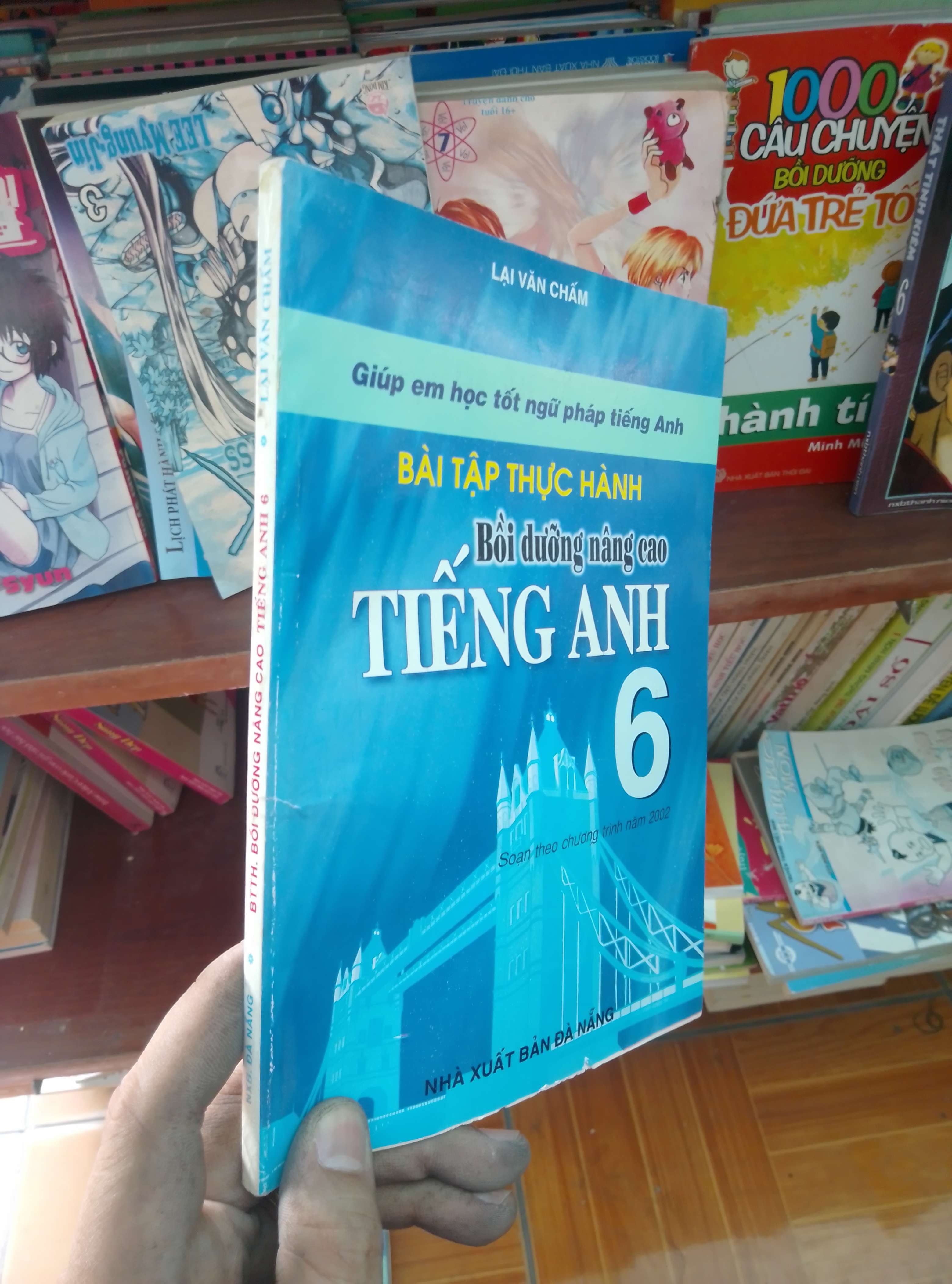 BTTH bồi dưỡng nâng cao tiếng Anh 6 - Văn Chấm 2002 Giáo khoa VAVO-AK19