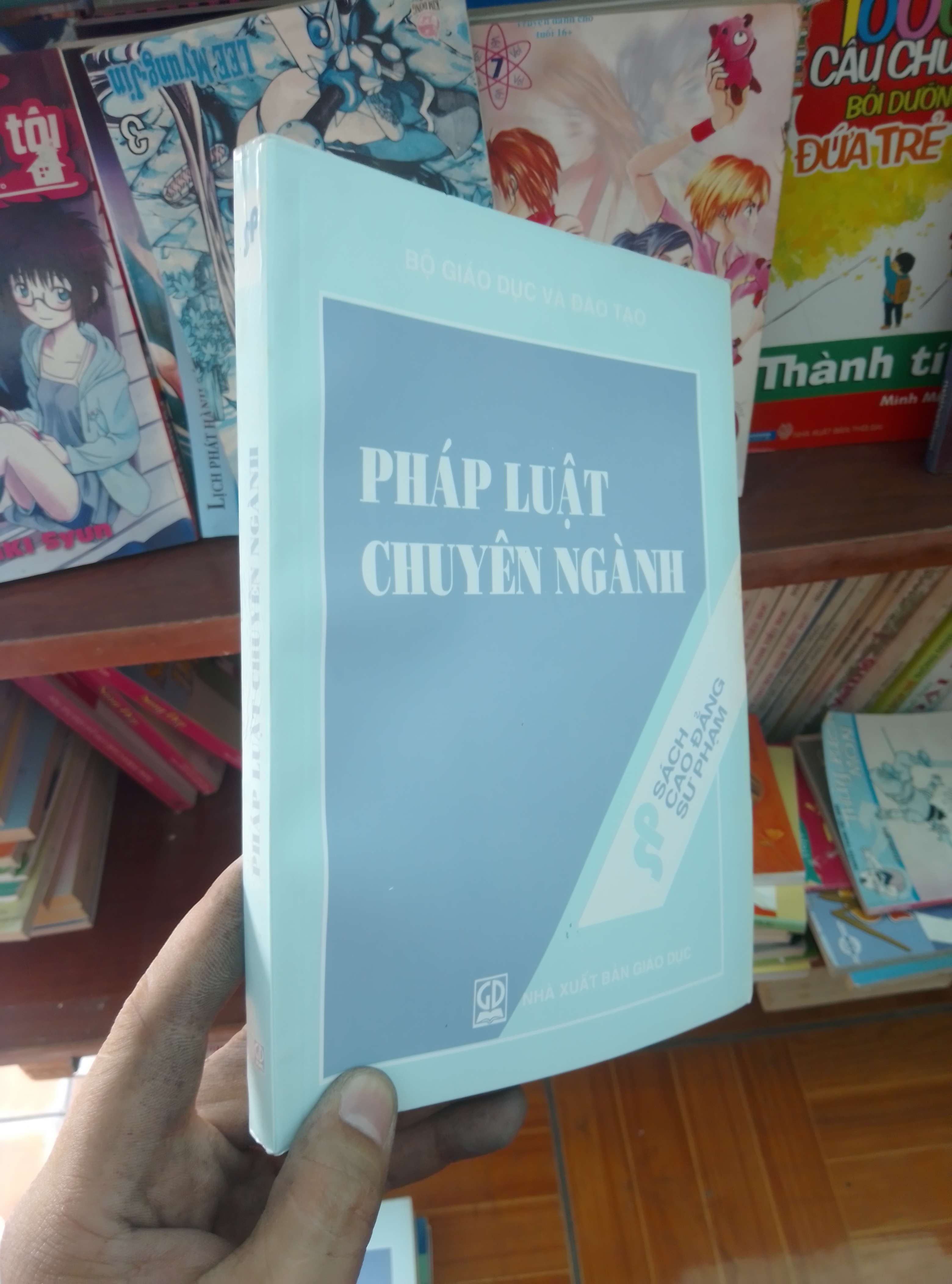 Pháp luật chuyên ngành 2001 Sách chính trị - pháp lý VAVO-AK19
