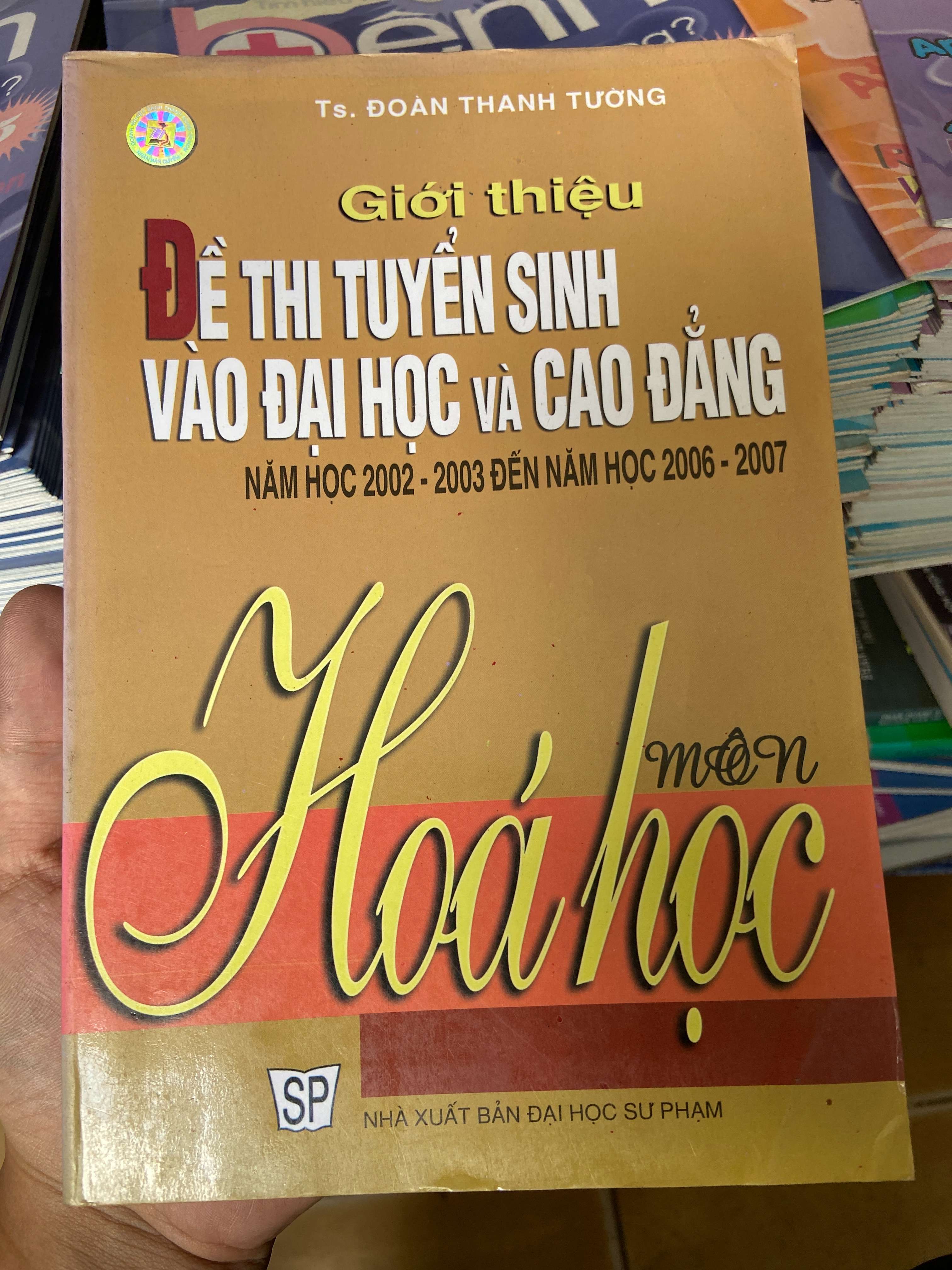 Giới Thiệu Đề Thi Tuyển Sinh Vào Đại Học Và Cao Đẳng (Năm Học 2002–2003 Đến Năm Học 2006–2007) - Đoàn Thanh Tường 2006 Tham khảo - luyện thi VAVO-AK2ST1