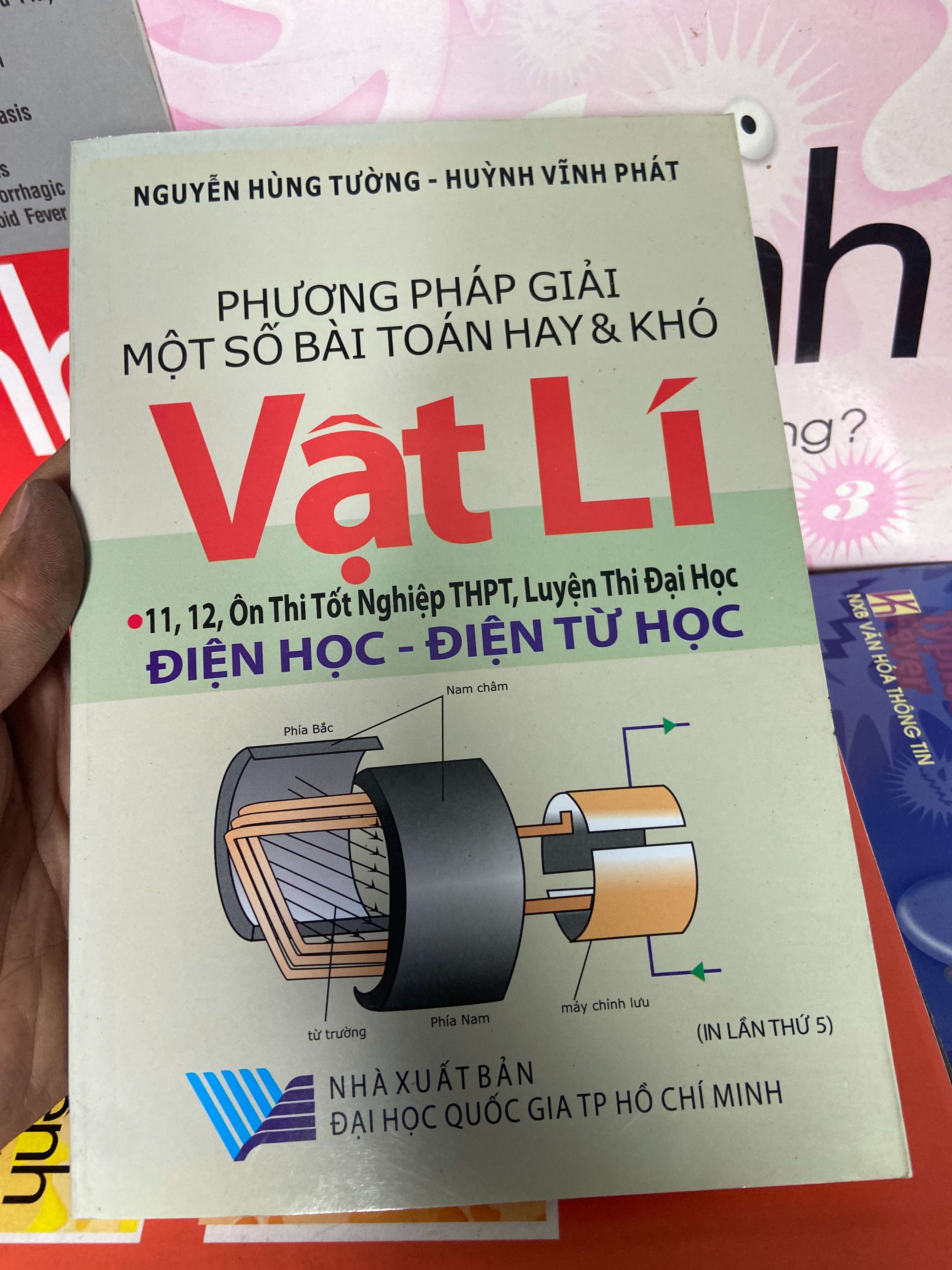 Phương Pháp Giải Một Số Bài Toán Hay & Khó Vật Lí (Điện Học, Điện Từ Học) (Ôn Thi Tốt Nghiệp THPT, Luyện Thi Đại Học) - Nguyễn Hùng Tường, Huỳnh Vĩnh Phát 2007 Tham khảo - luyện thi VAVO-AK1T1
