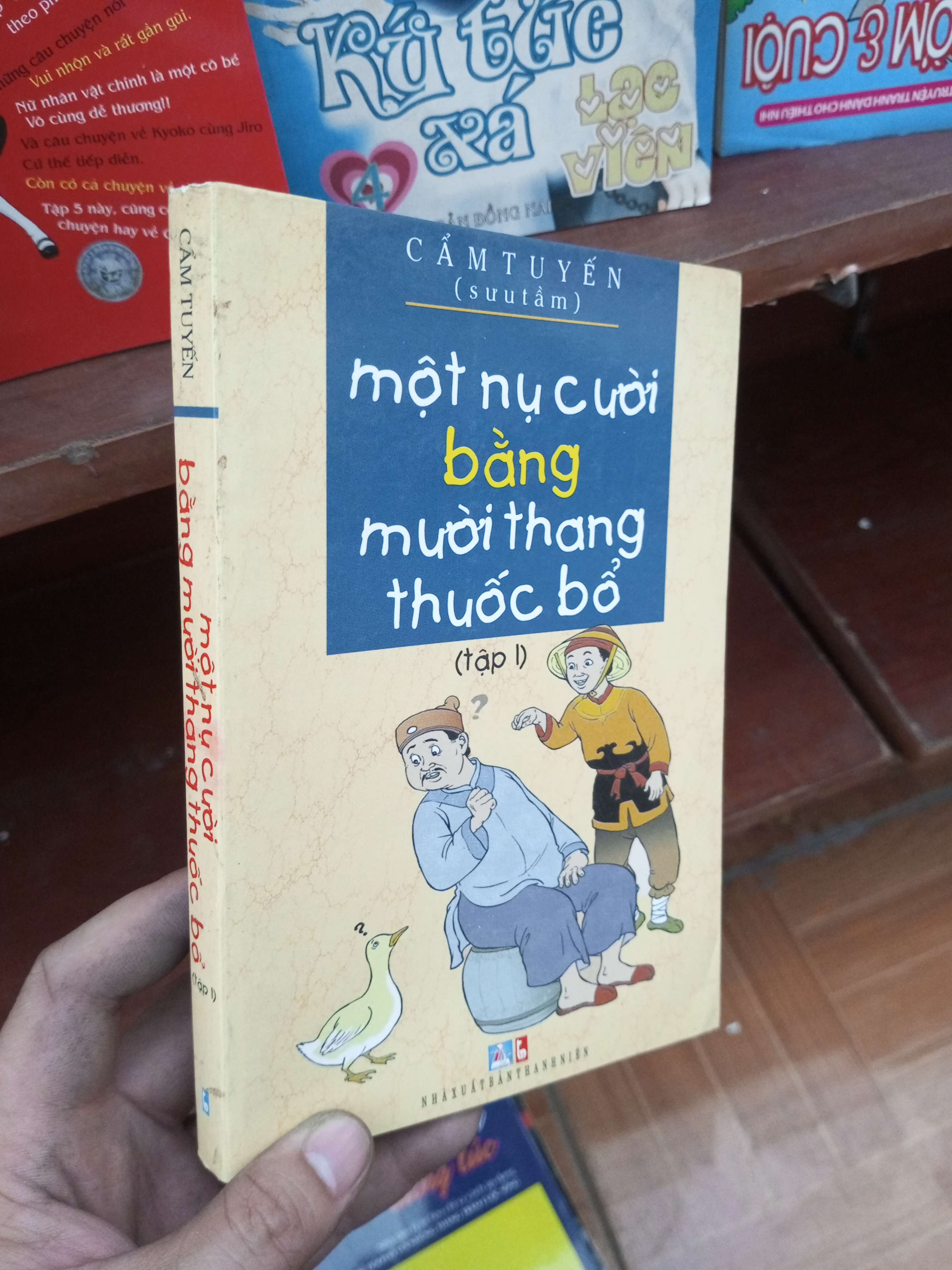 Một nụ cười bằng mười thang thuốc bổ tập 1 - Cẩm Tuyến 2012 Truyện cười VAVO-AK19