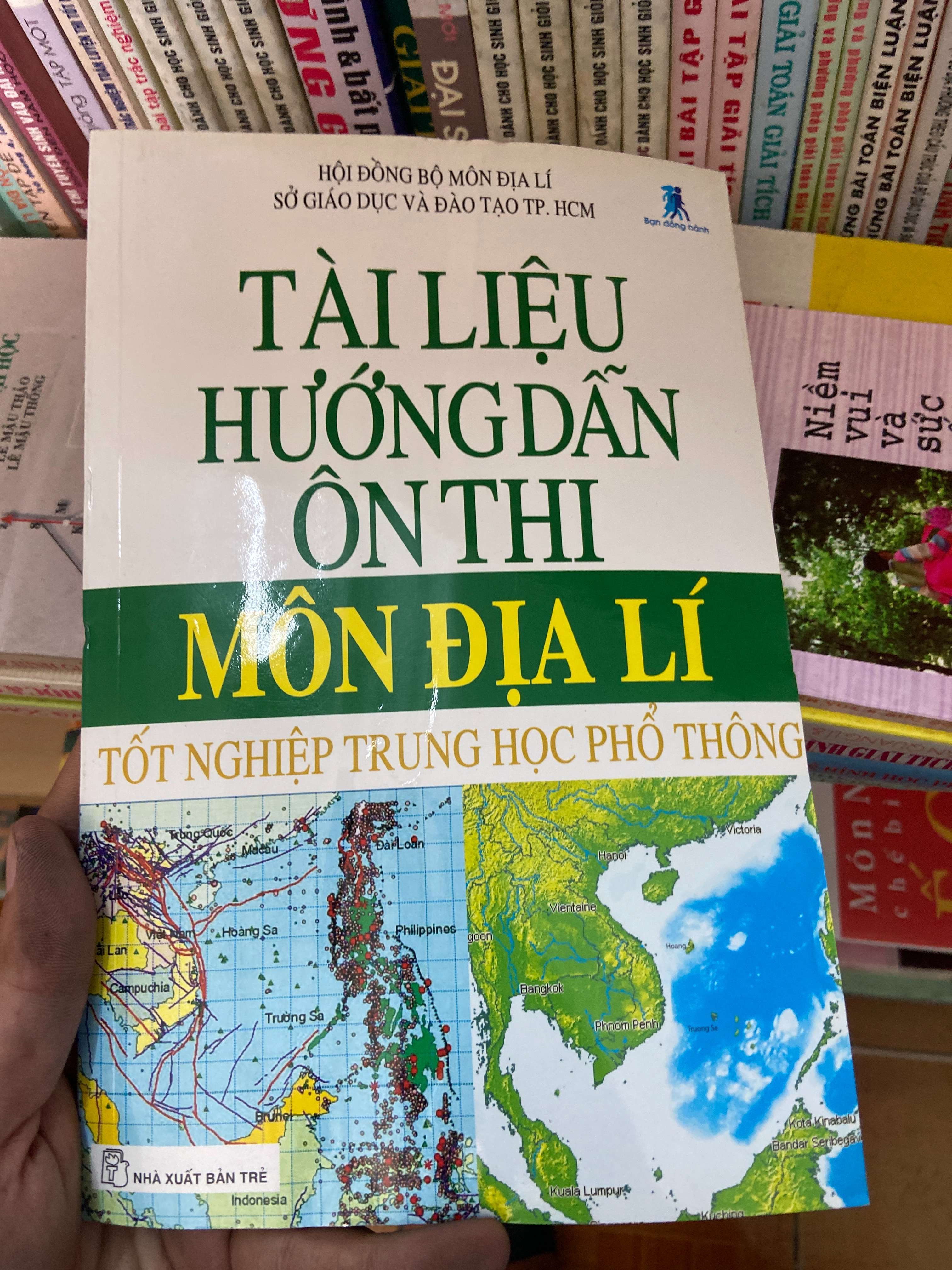Tài Liệu Hướng Dẫn Ôn Thi Môn Địa Lí Tốt Nghiệp Trung Học Phổ Thông - Hội Đồng Bộ Môn Địa Lí, Sở Giáo Dục Và Đào Tạo TP.HCM 2010 Tham khảo - luyện thi VAVO-AK2ST1