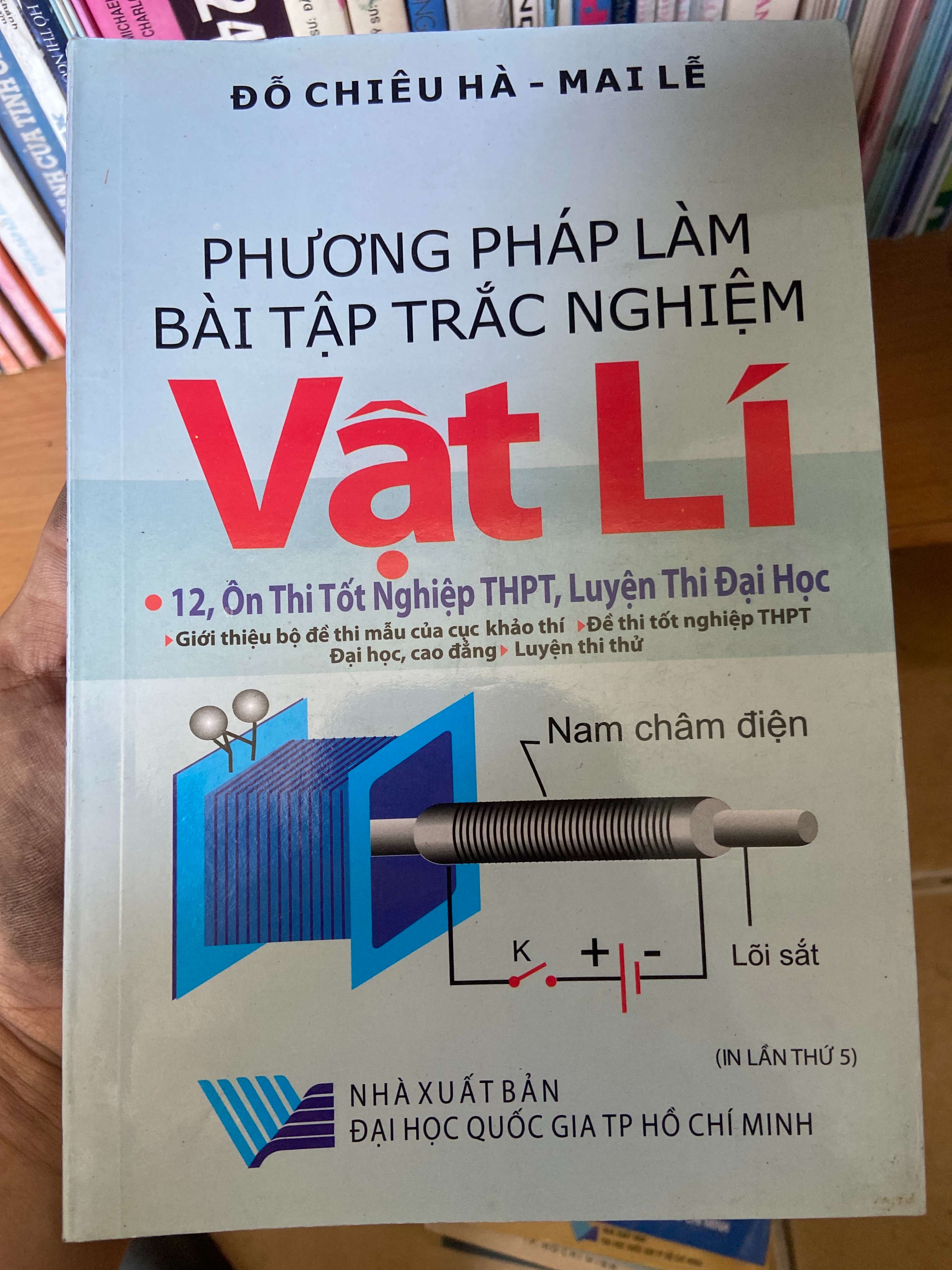 Phương Pháp Làm Bài Tập Trắc Nghiệm Vật Lí - Đỗ Chiêu Hà, Mai Lễ 2007 Tham khảo - luyện thi VAVO-AK2ST1