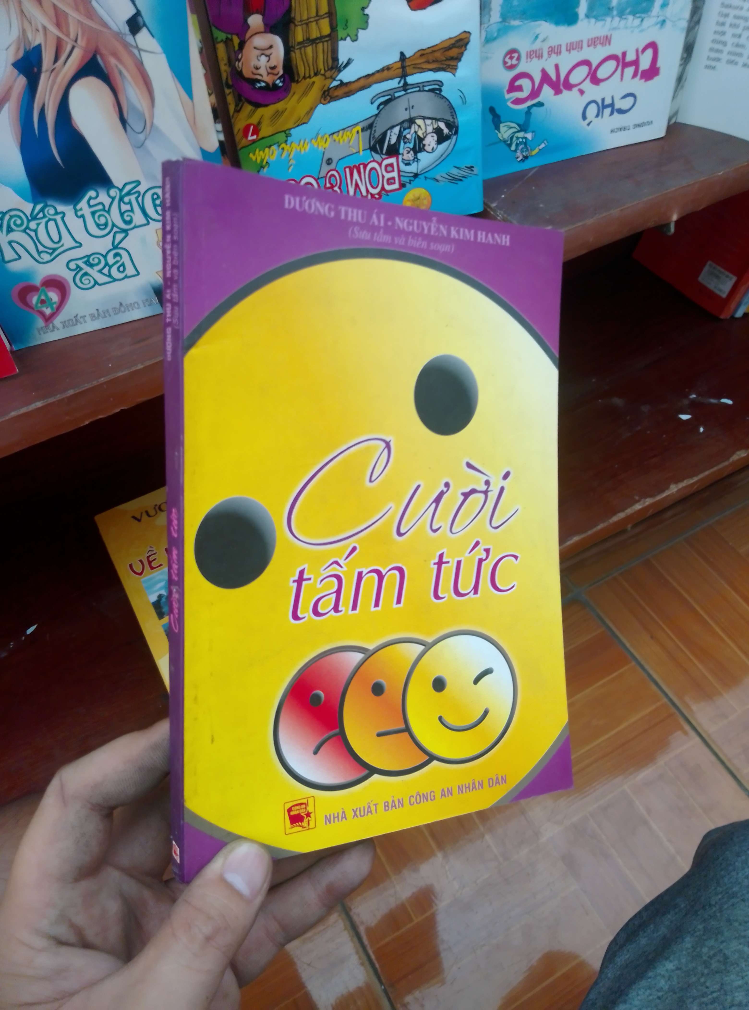 Cười tấm tức - Thu Ái 2008 Truyện cười VAVO-AK19
