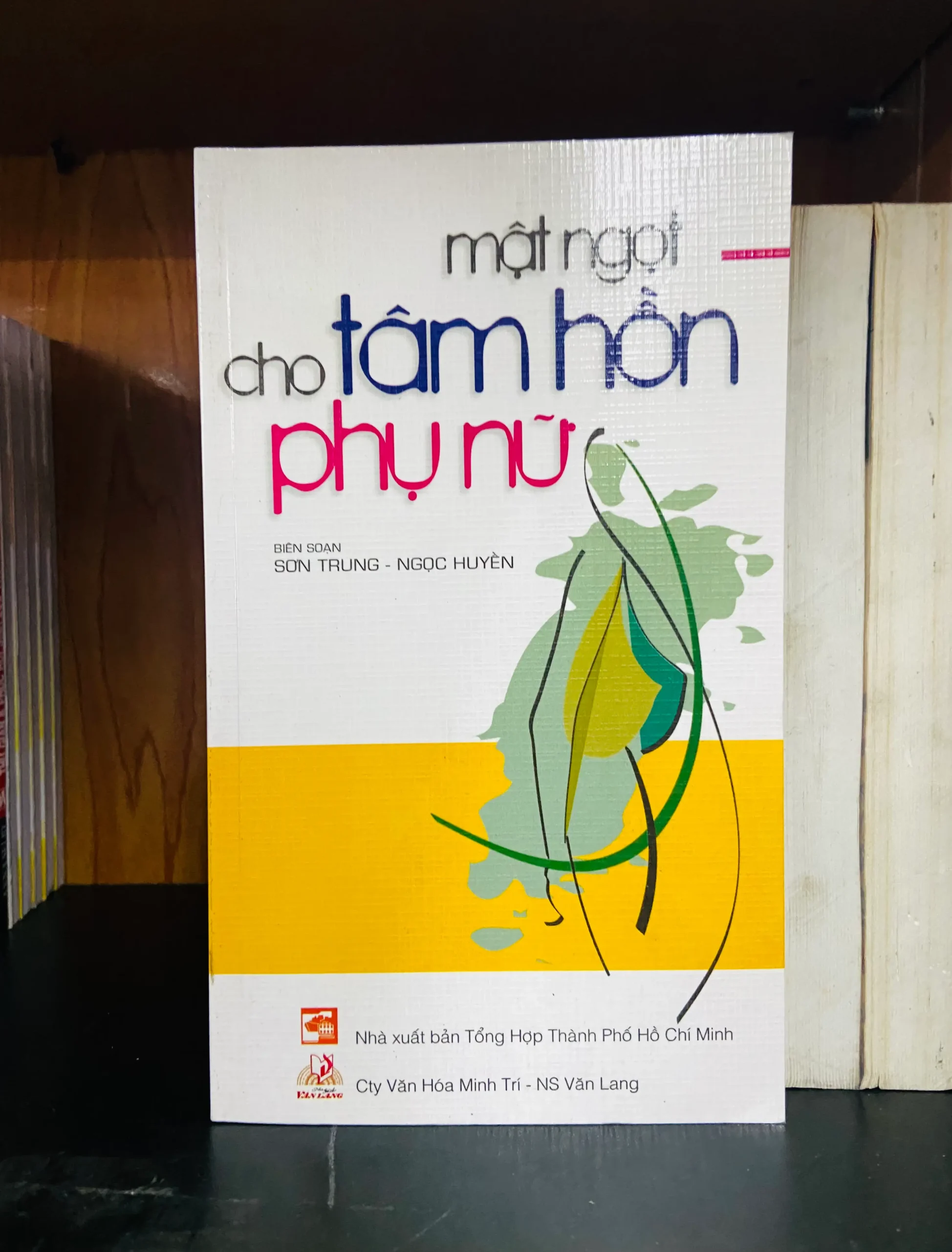 Mật ngọt cho tâm hồn phụ nữ - Phát triển bản thân VAVOB4D1-29