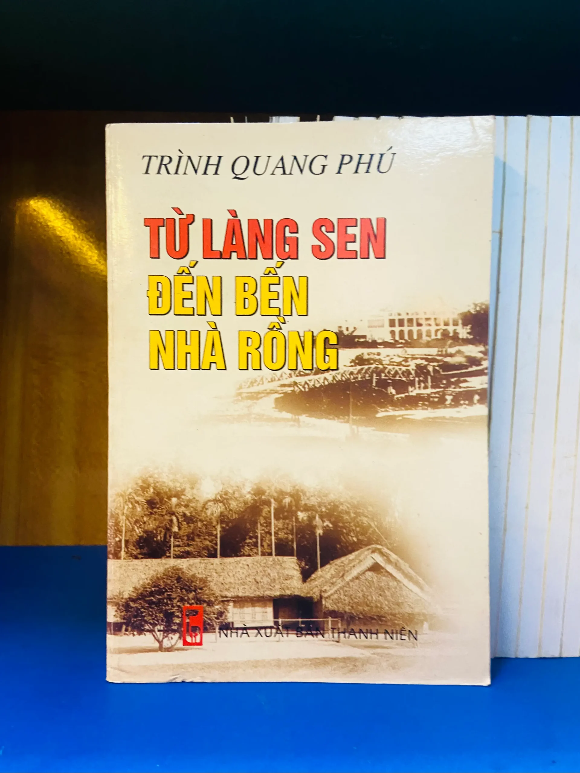Từ Làng Sen đến Bến Nhà Rồng - Văn học VAVOY-27
