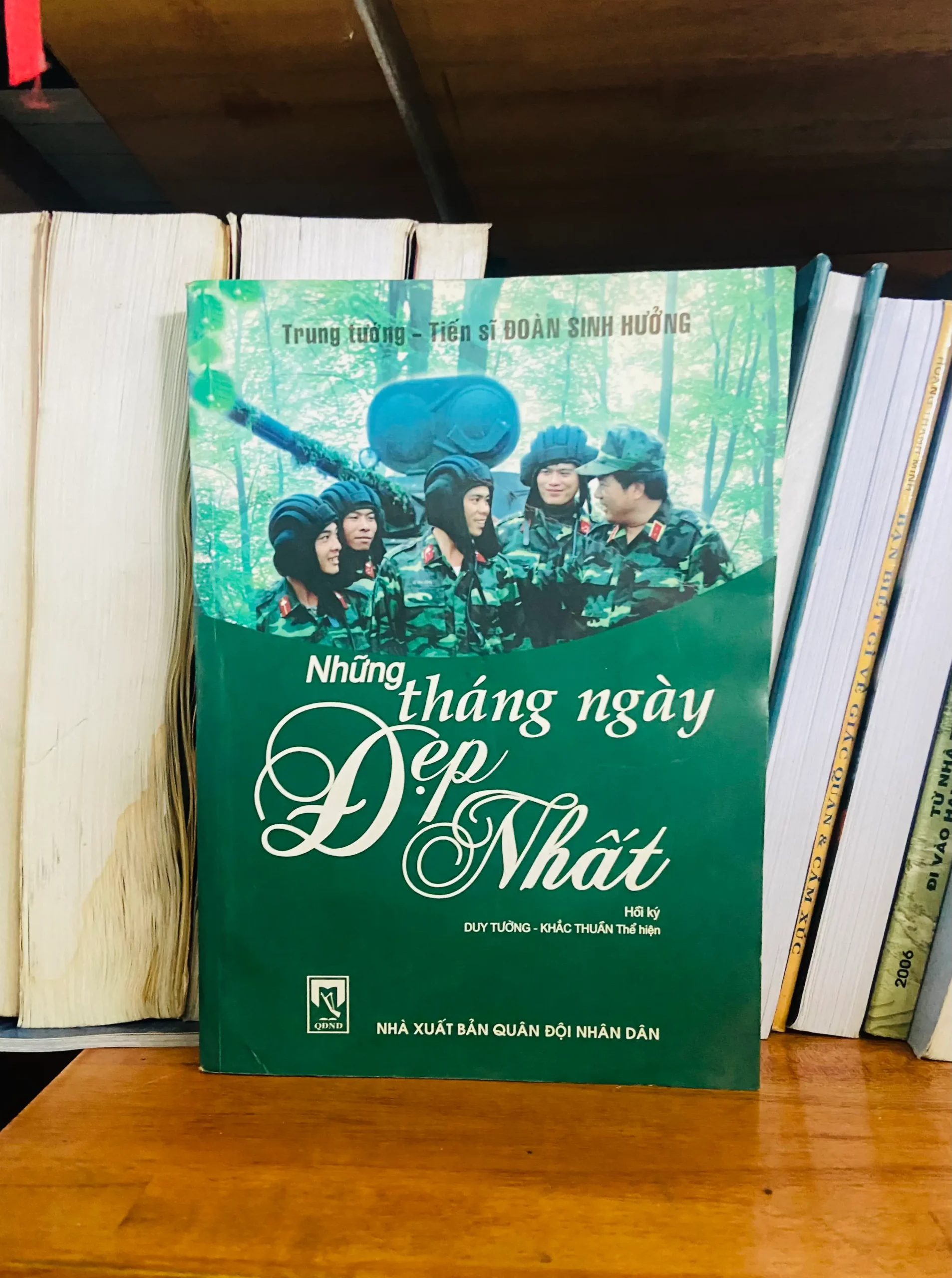 Những tháng ngày đẹp nhất - Đoàn Sinh Hưởng - Lịch sử VAVOB1T2-72