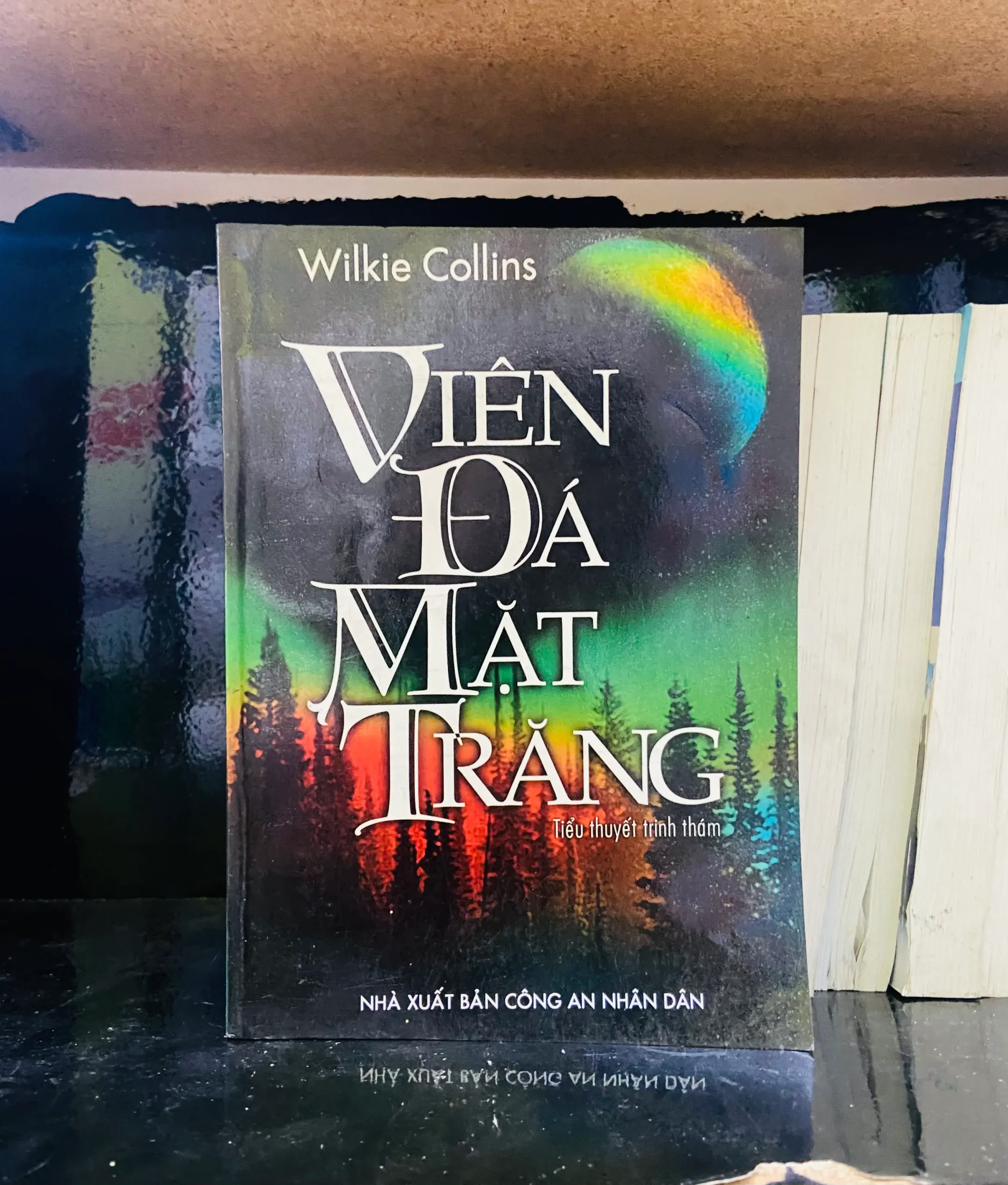 Viên đá mặt trăng - Wilkie Collins - Văn học VAVOA1T3- 20