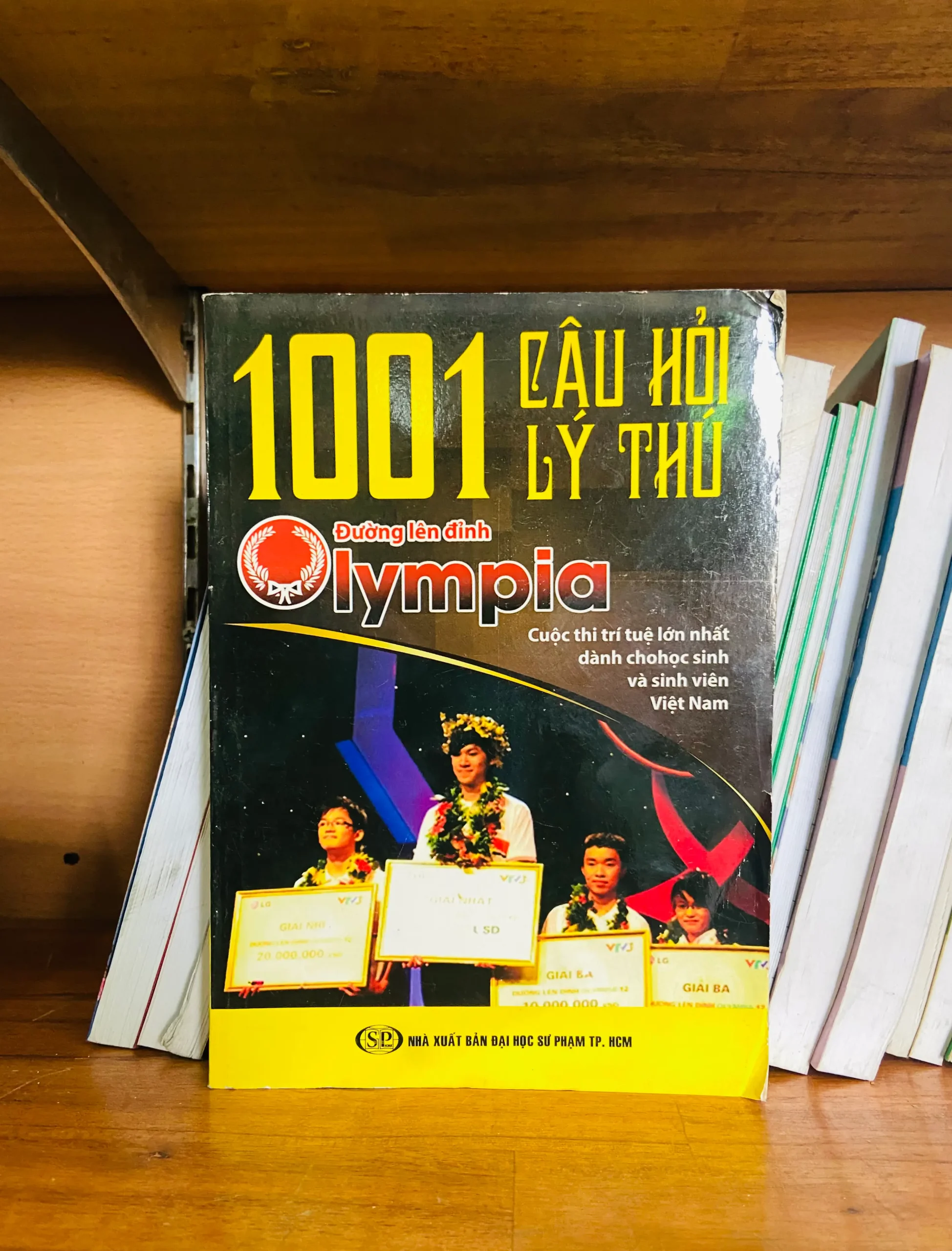 1001 câu hỏi lý thú đường lên đỉnh Olympia - Khoa học VAVOB1T2-37